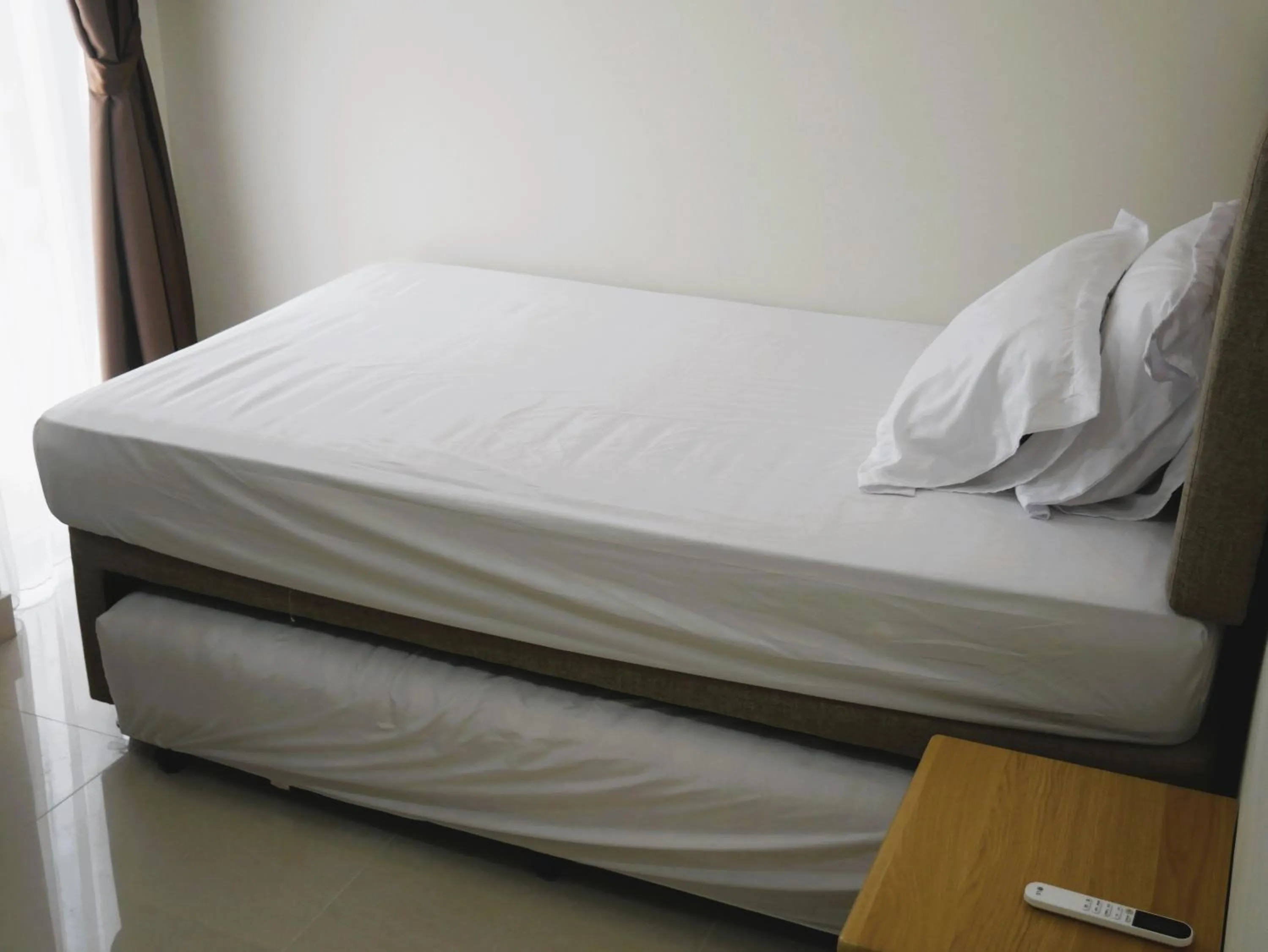 Bedroom, Bed in Meisterstadt Pollux Habibie