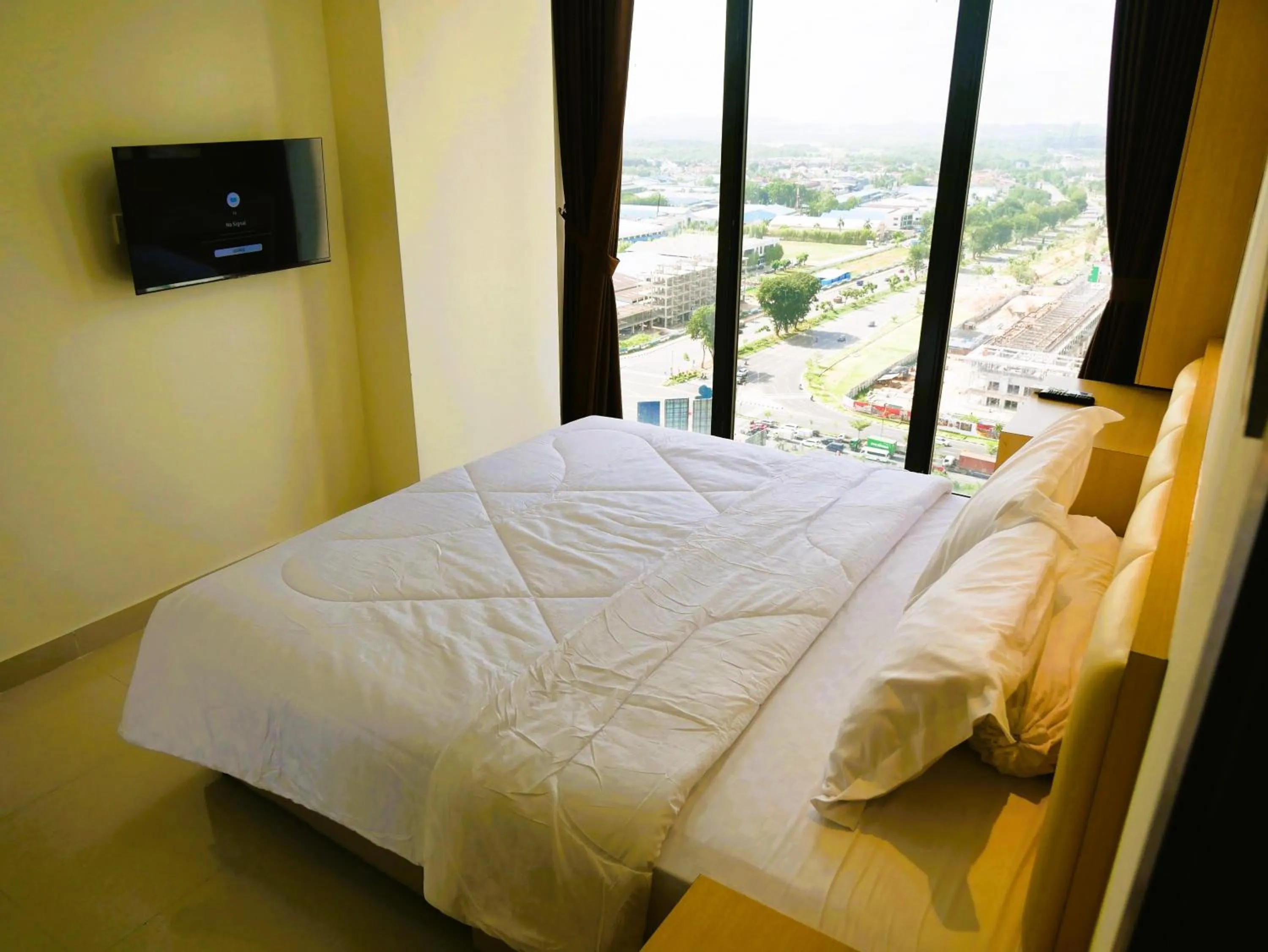 Bedroom, Bed in Meisterstadt Pollux Habibie