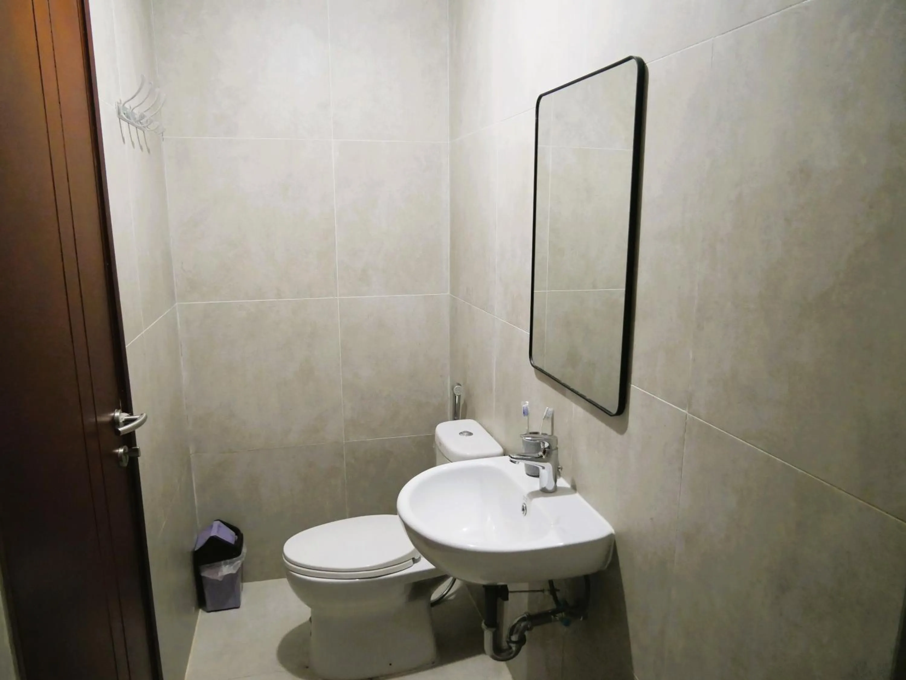 Bathroom in Meisterstadt Pollux Habibie