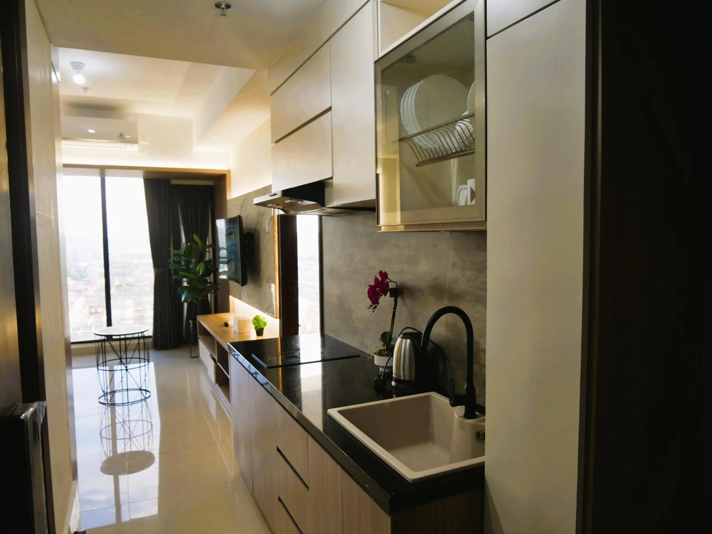 Kitchen or kitchenette in Meisterstadt Pollux Habibie