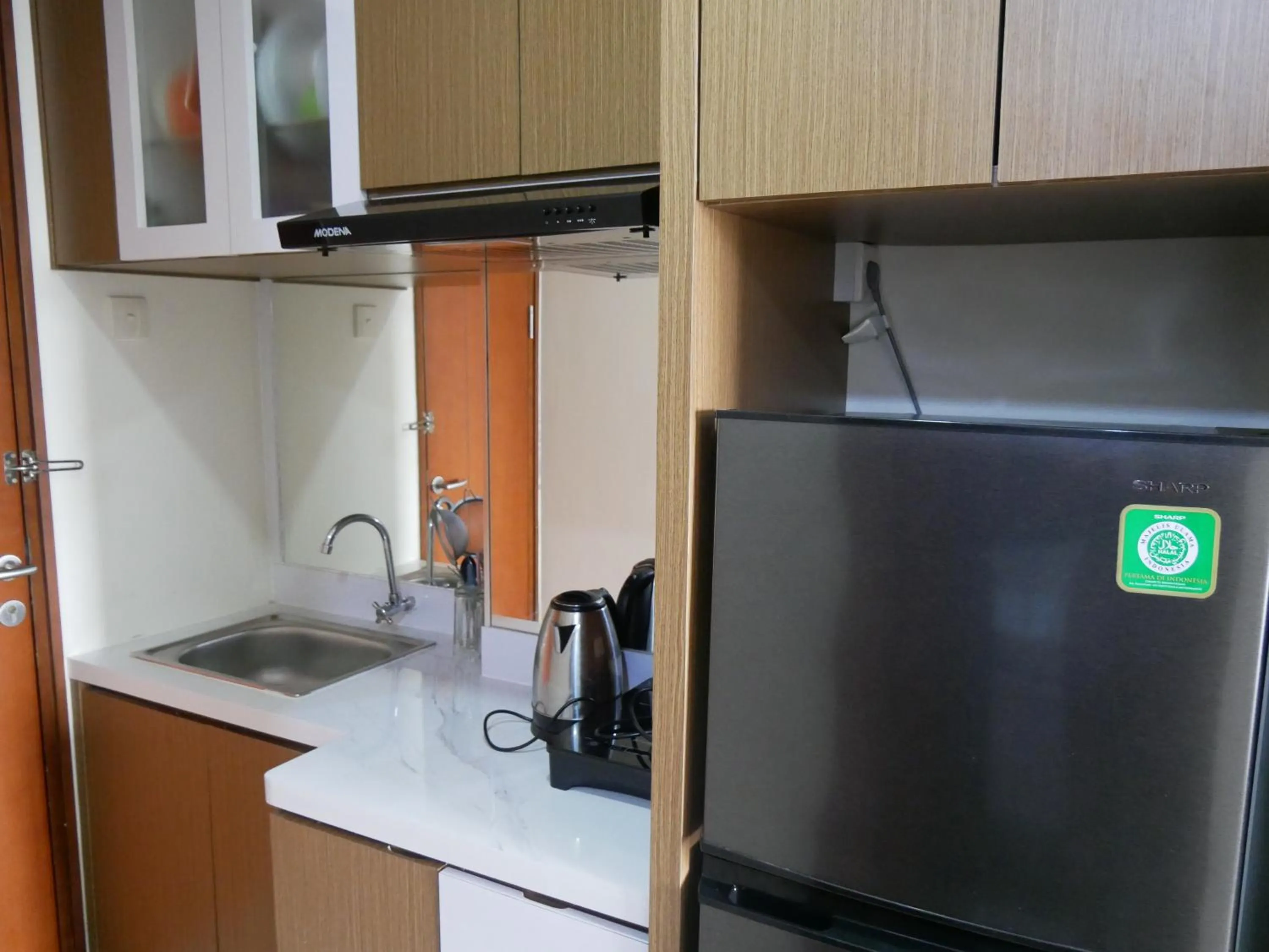 Kitchen or kitchenette in Meisterstadt Pollux Habibie