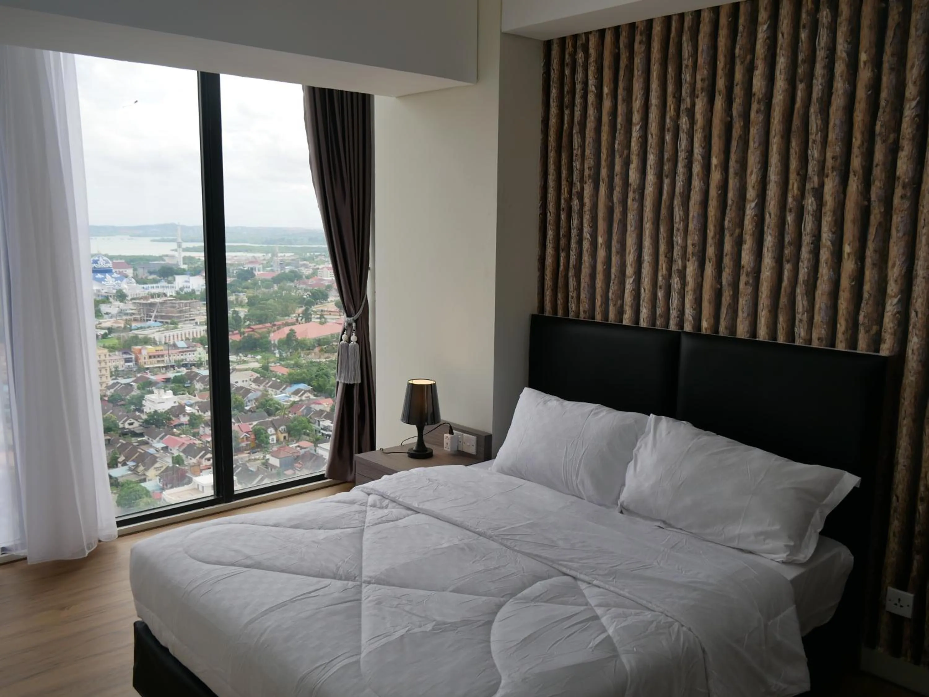 Bedroom, Bed in Meisterstadt Pollux Habibie