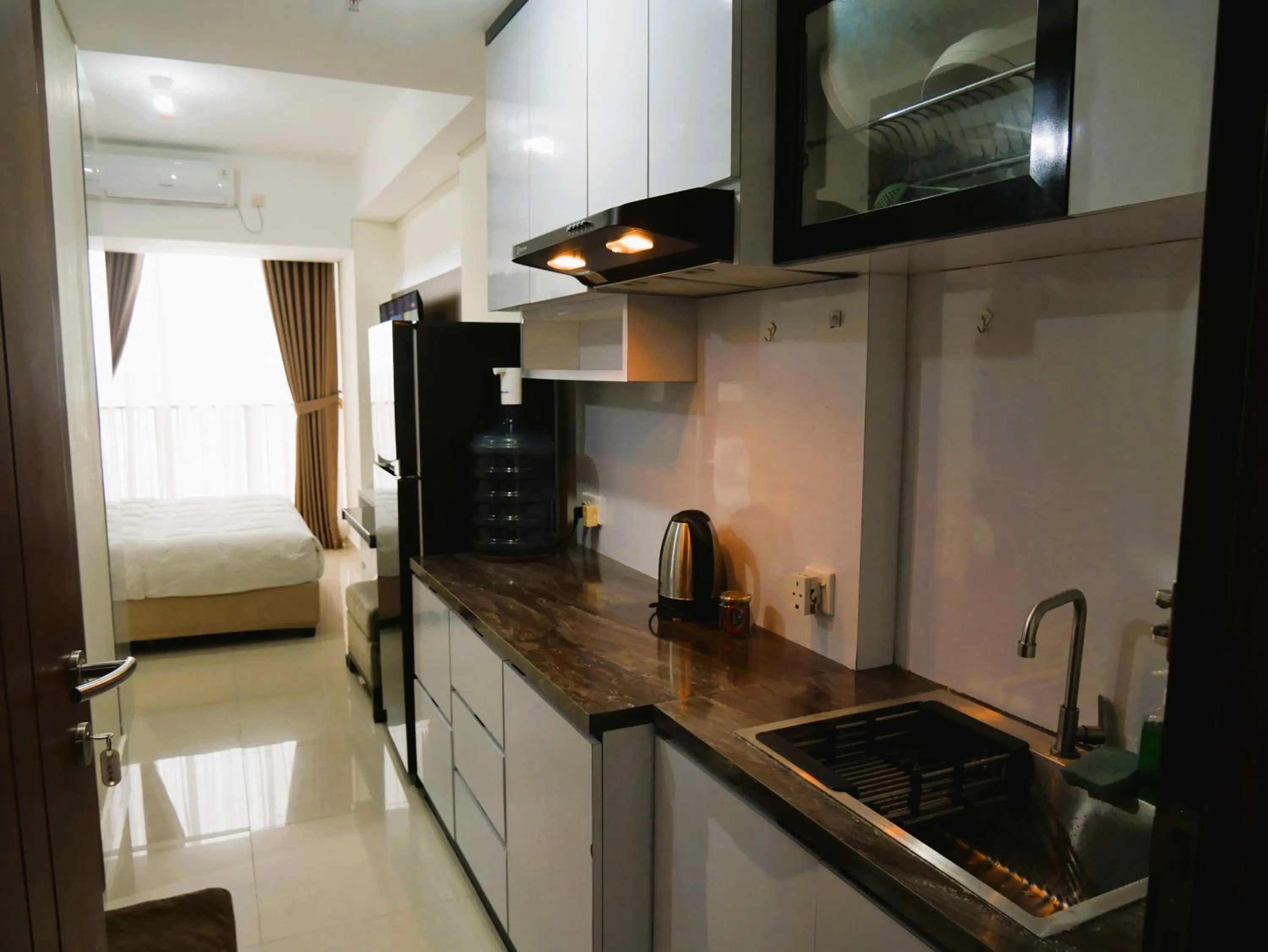 Kitchen or kitchenette in Meisterstadt Pollux Habibie