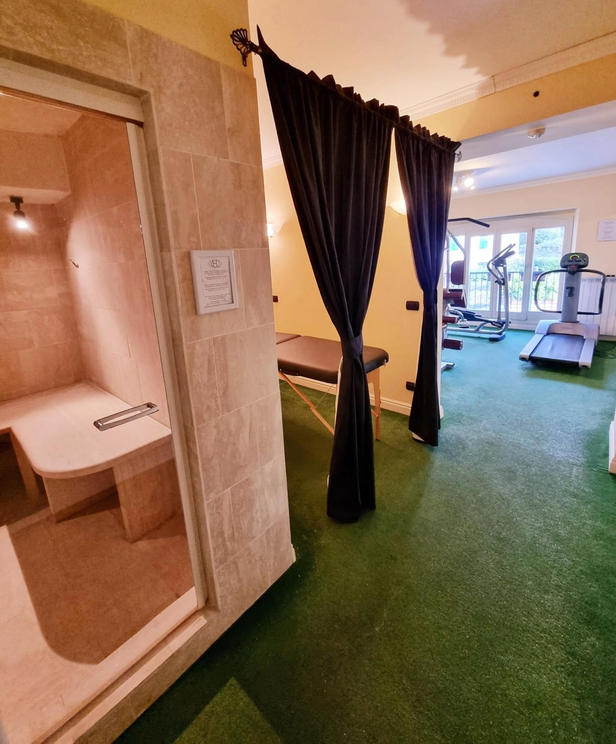 Massage, Bed in Hotel Canali - Le Cinque Terre