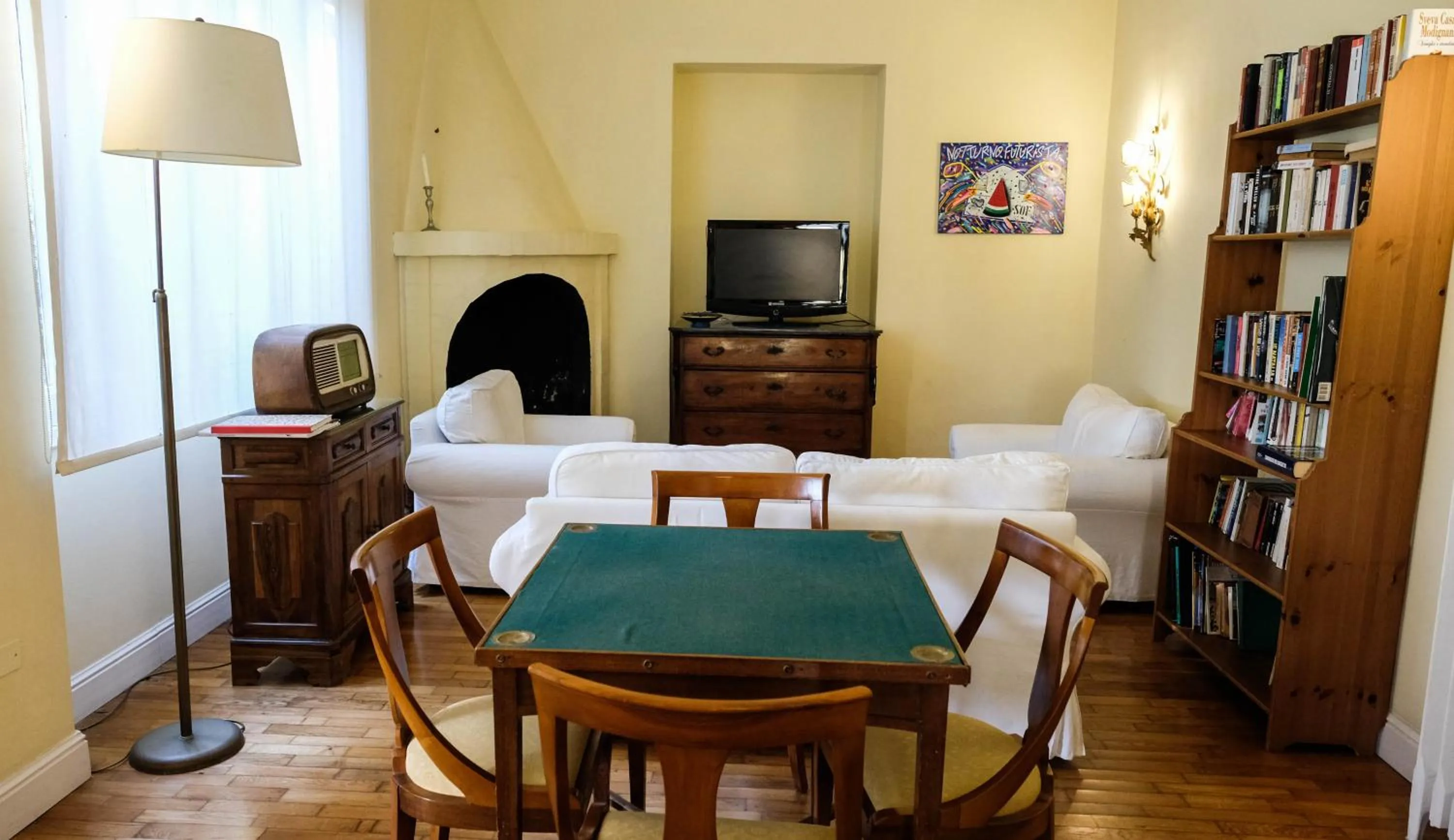 Library in Hotel Canali - Le Cinque Terre