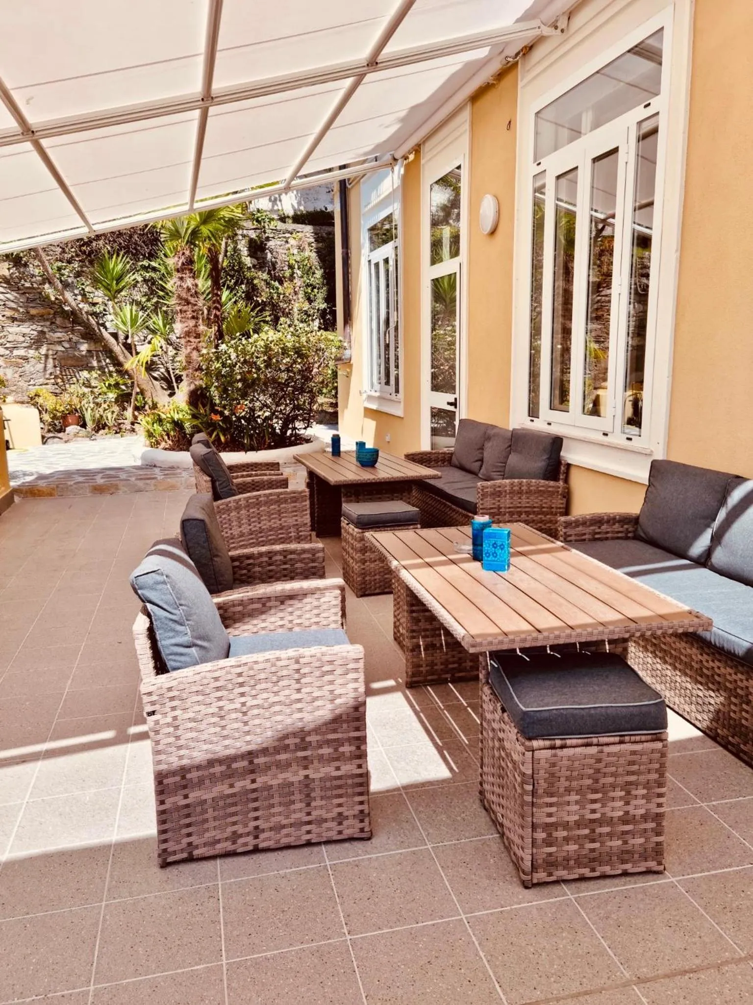 Patio in Hotel Canali - Le Cinque Terre