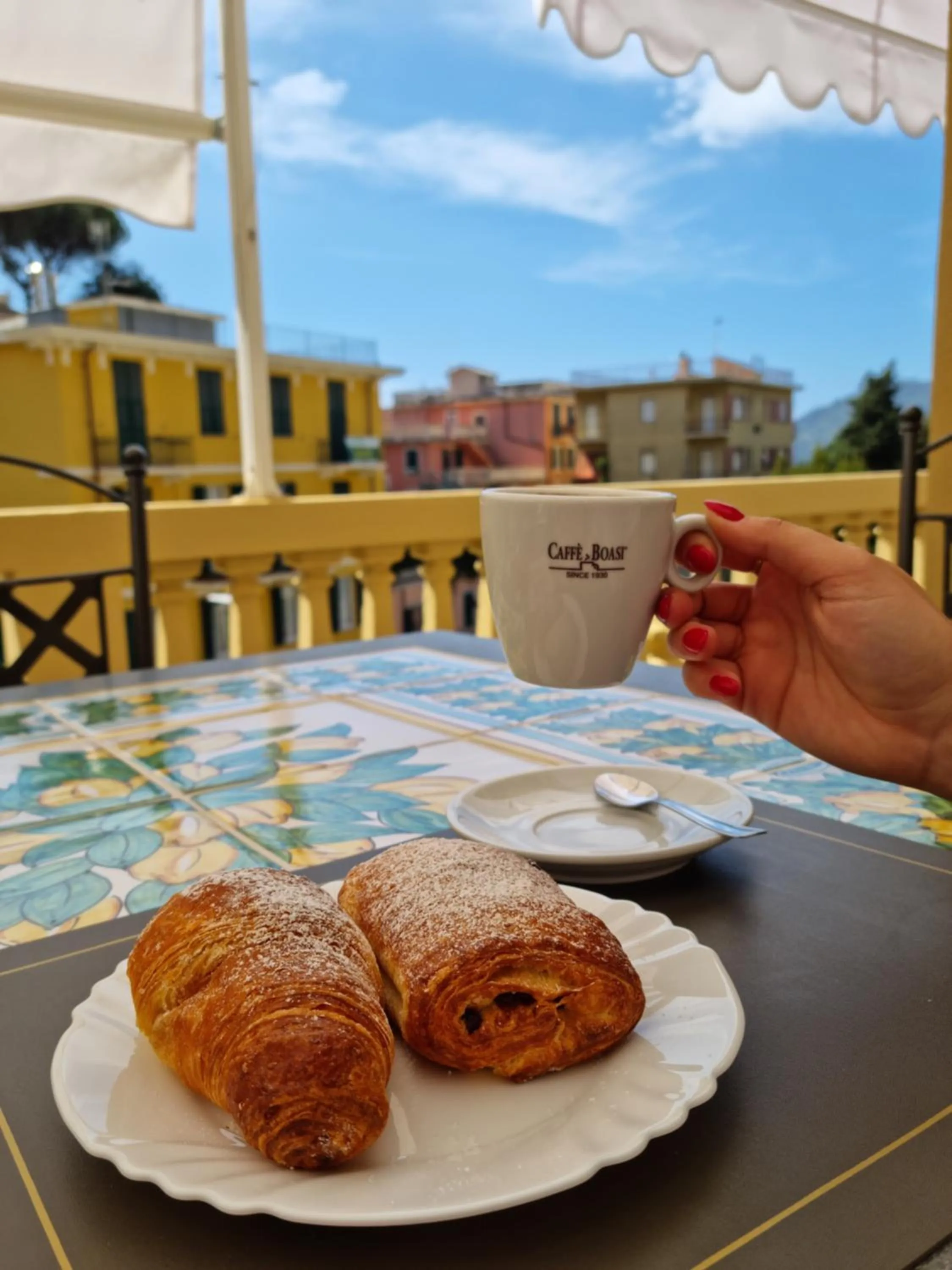 Breakfast in Hotel Canali - Le Cinque Terre