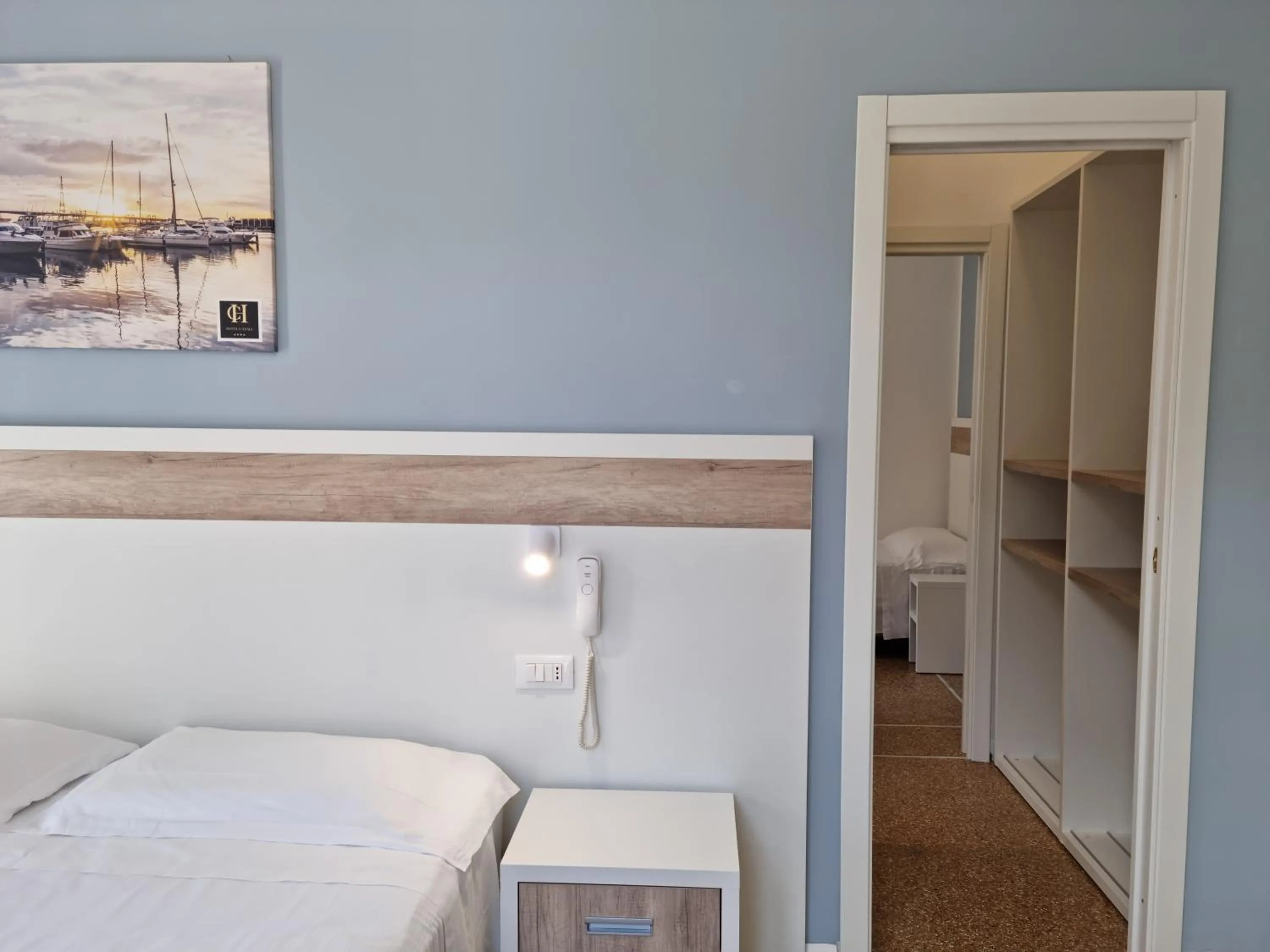 Bedroom, Bed in Hotel Canali - Le Cinque Terre