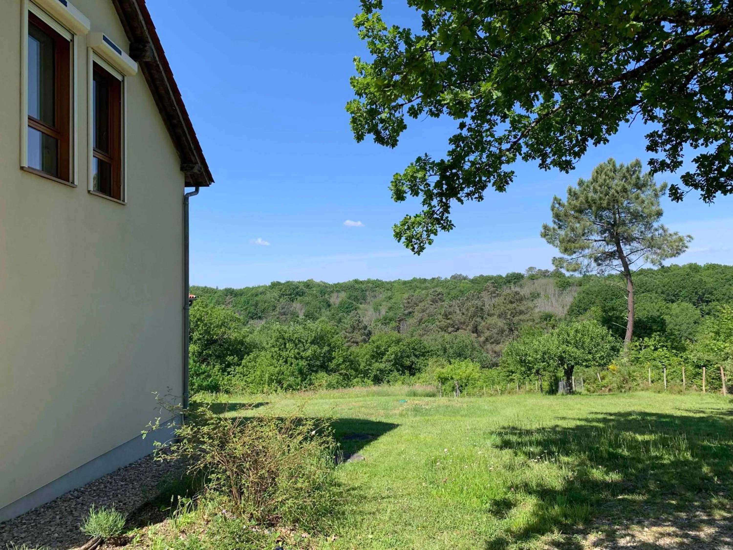 Property building in La Maison des Oiseaux