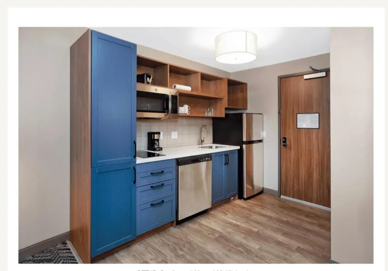 Studio Suite with Two Queen Beds in Candlewood Suites Detroit Sterling Heights by IHG Studio Suite with Two Queen Beds in Candlewood Suites Detroit Sterling Heights by IHG