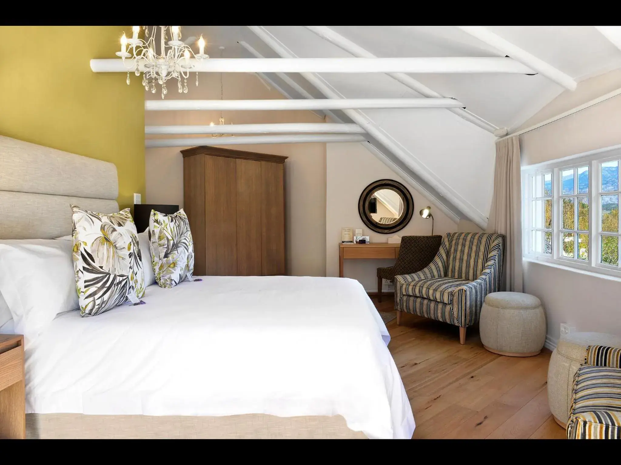 Standard Queen Room in Mirabelle Guesthouse Standard Queen Room in Mirabelle Guesthouse