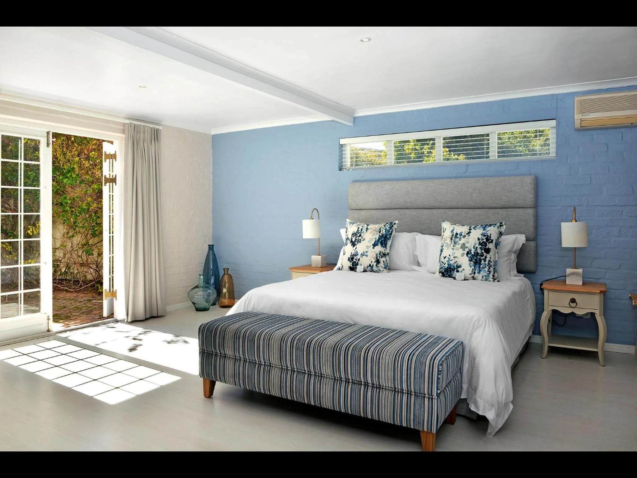 Bedroom, Bed in Mirabelle Guesthouse