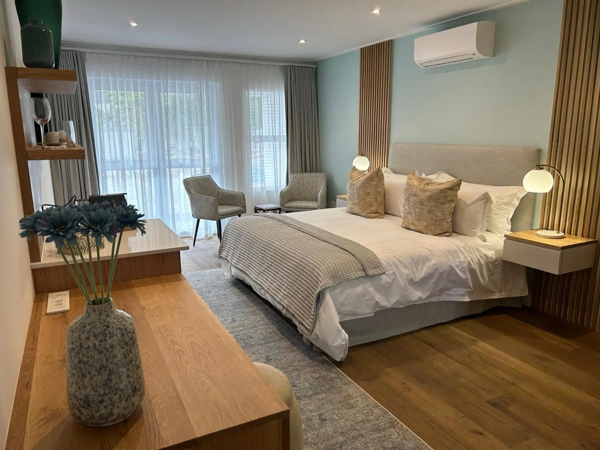 Bed in Mirabelle Guesthouse