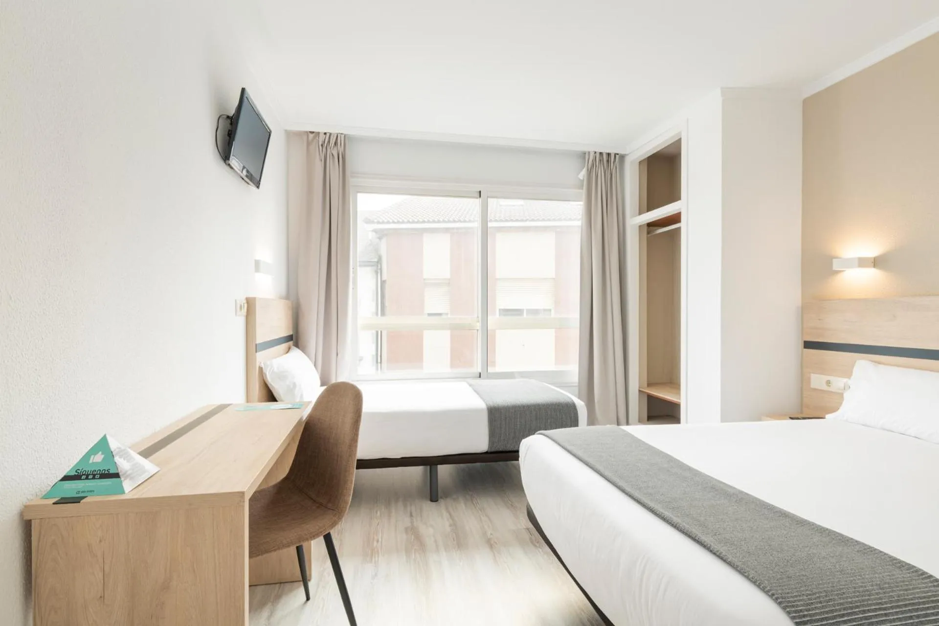 Bed in Hotel Alda Camiño Inglés