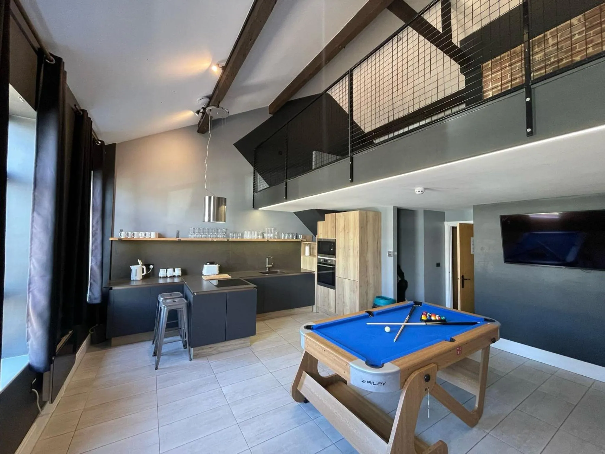 Kitchen or kitchenette in The Luxury Penthouse by Sasco Apartments