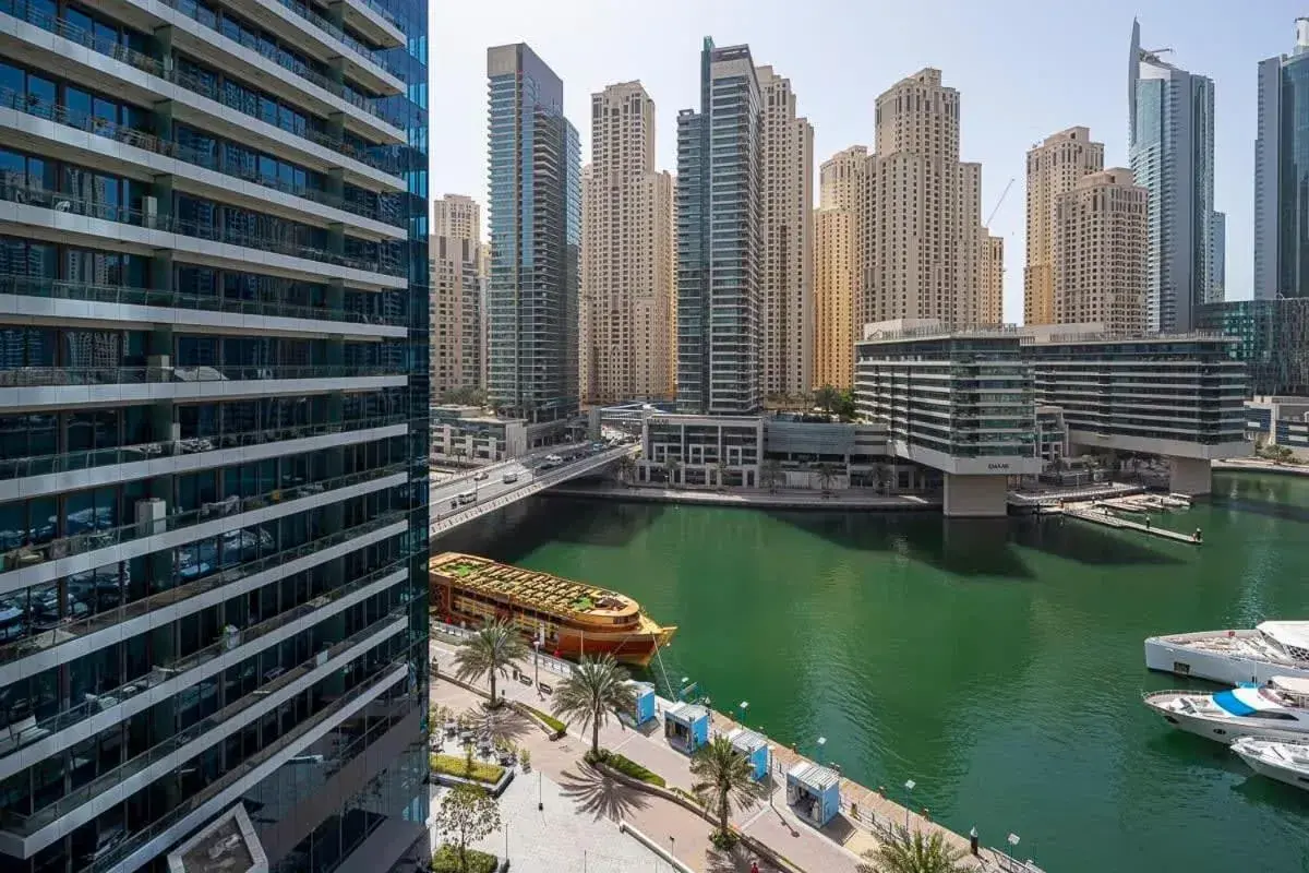 Frank Porter - Silverene Tower B Frank Porter - Silverene Tower B