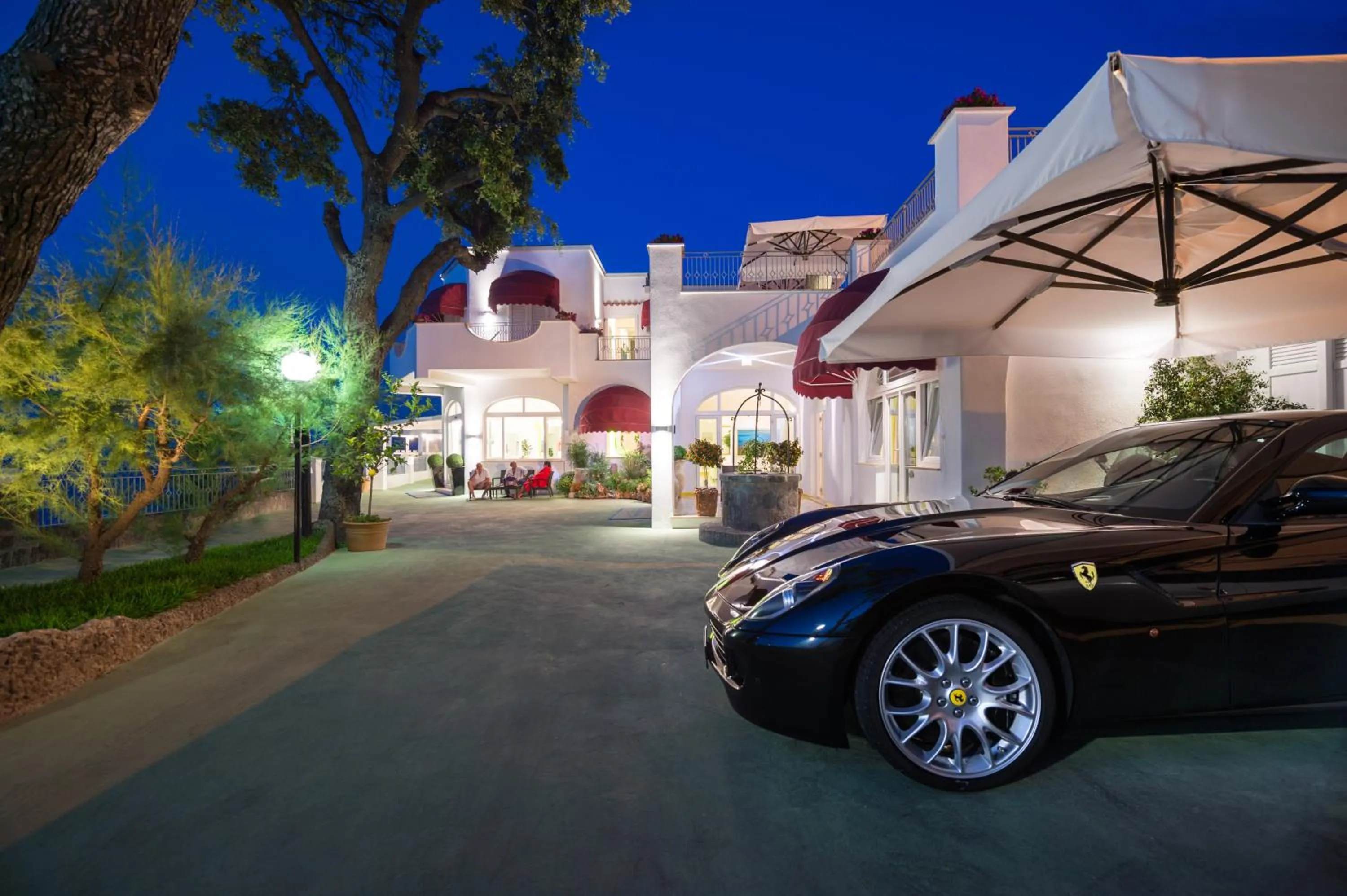 Facade/entrance in Hotel La Madonnina