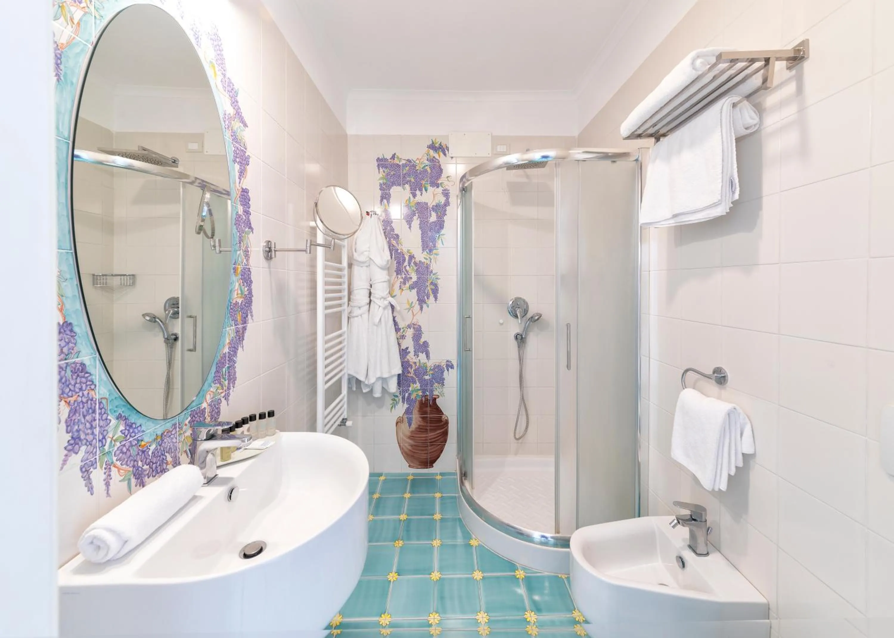 Bathroom in Hotel La Madonnina