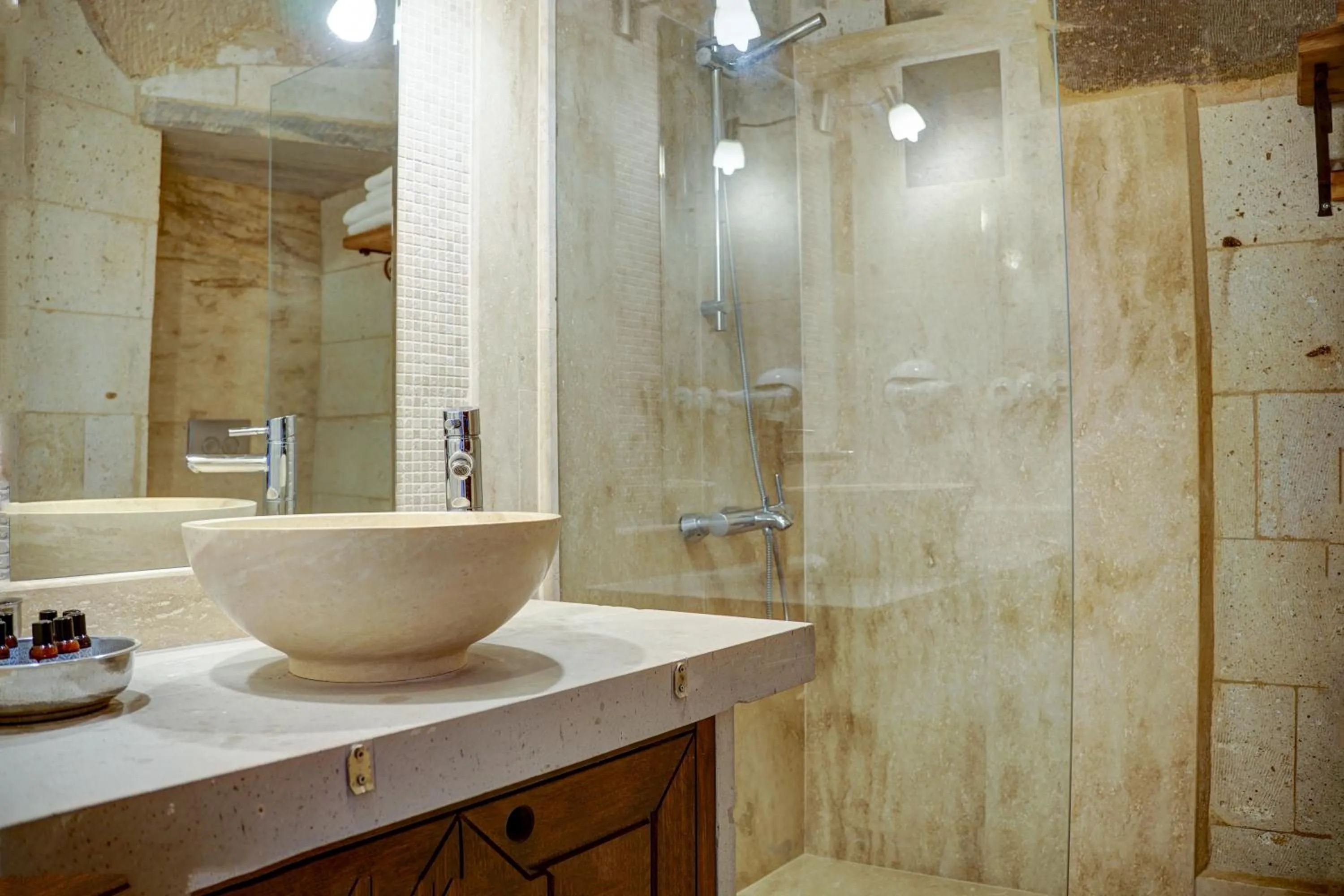 Shower in Karma Cappadocia