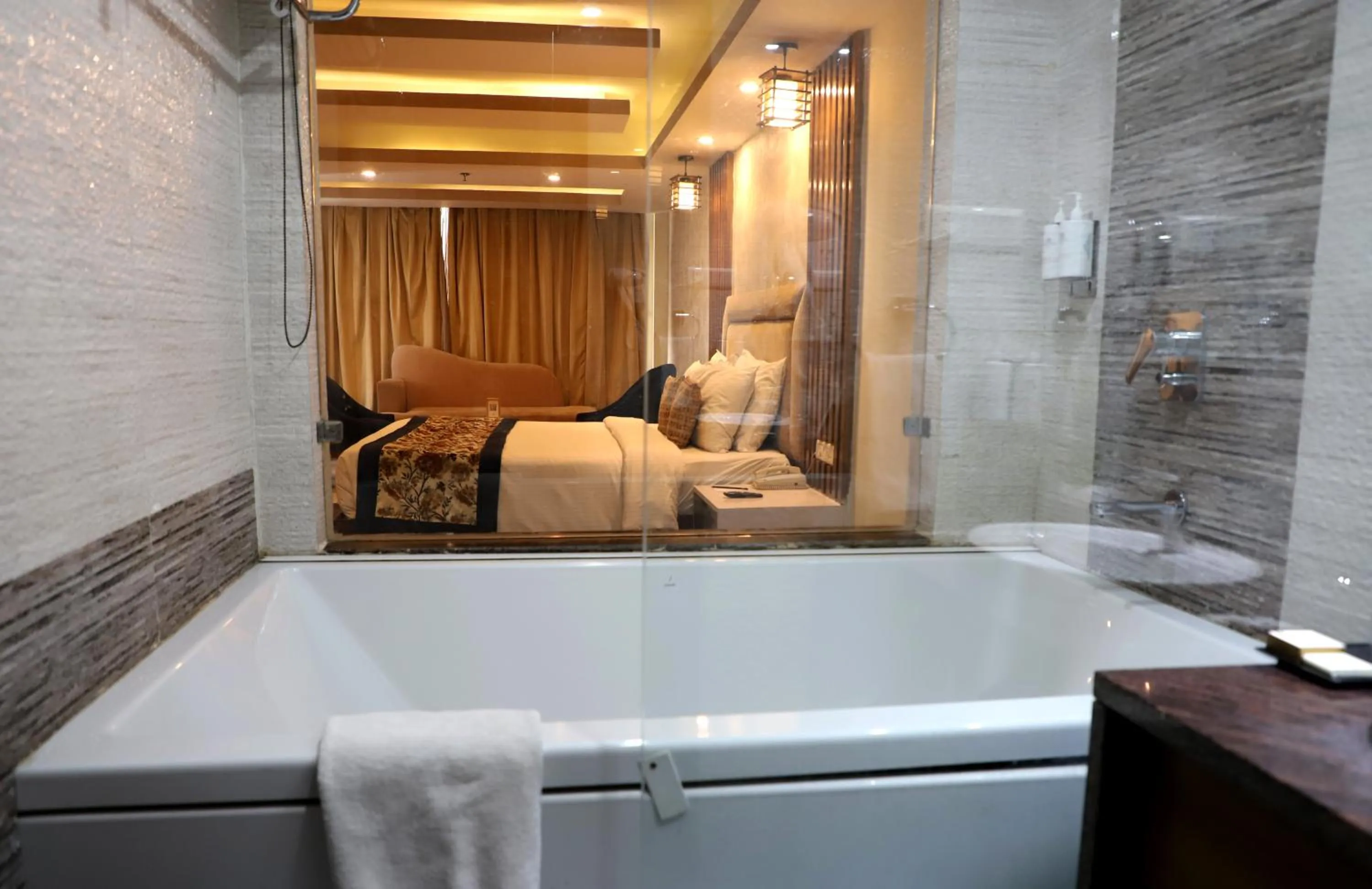 Bathroom in Effotel By Sayaji Dehradun