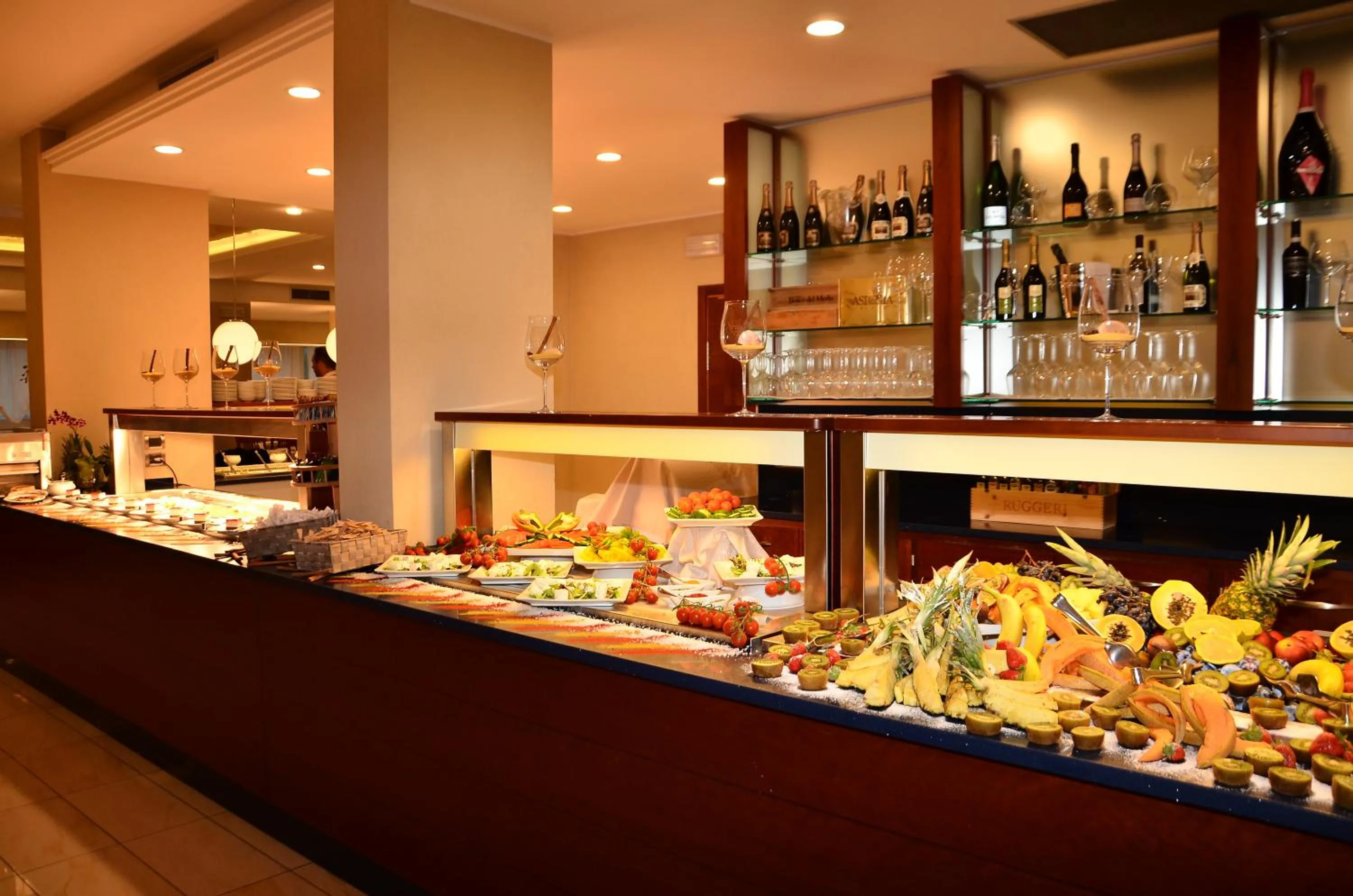 Buffet breakfast in Hotel San Michele