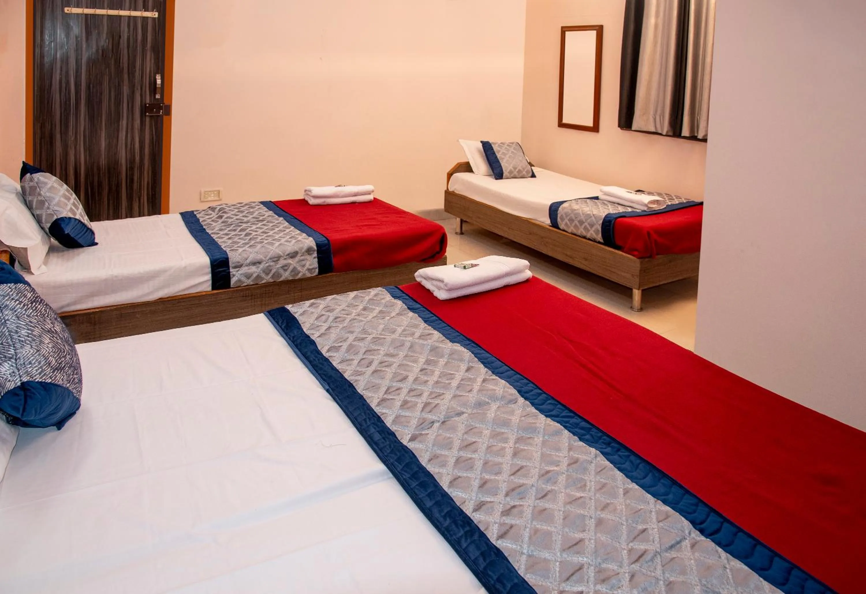 Bedroom, Bed in Vrindavan Comfort Inn