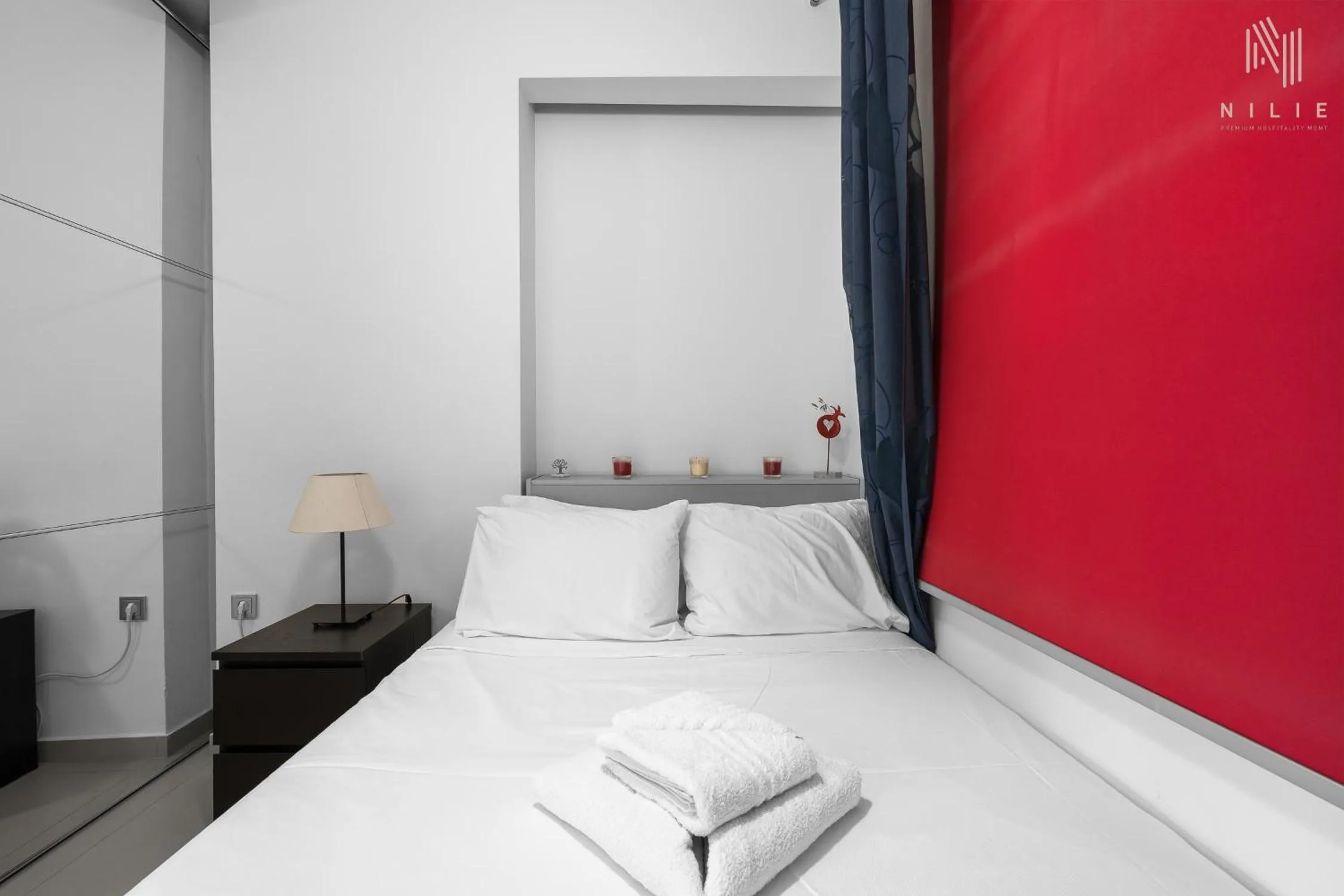 Bed in Awesome Sea View, Nilie Hospitality MGMT