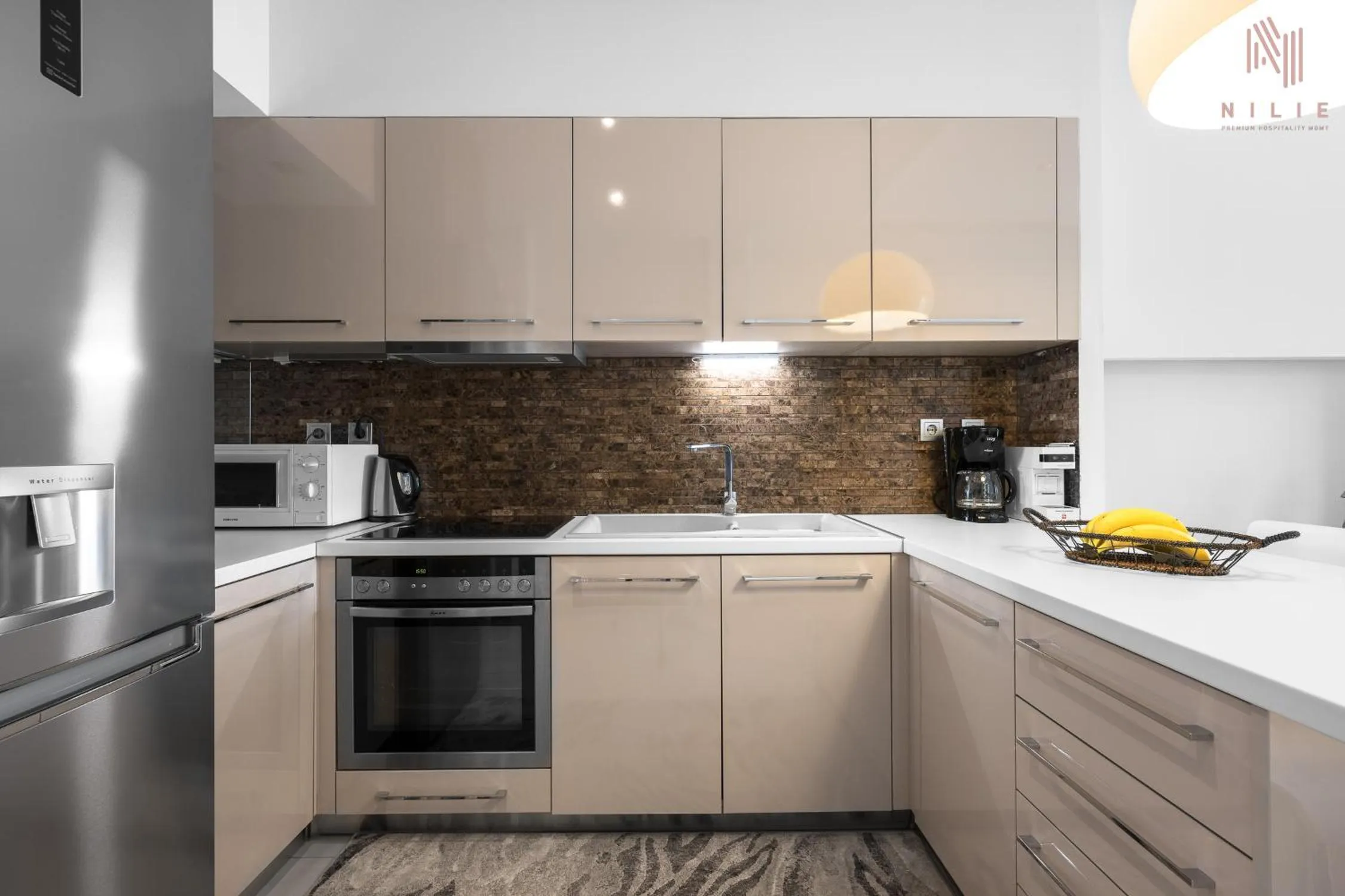 Kitchen or kitchenette in Awesome Sea View, Nilie Hospitality MGMT