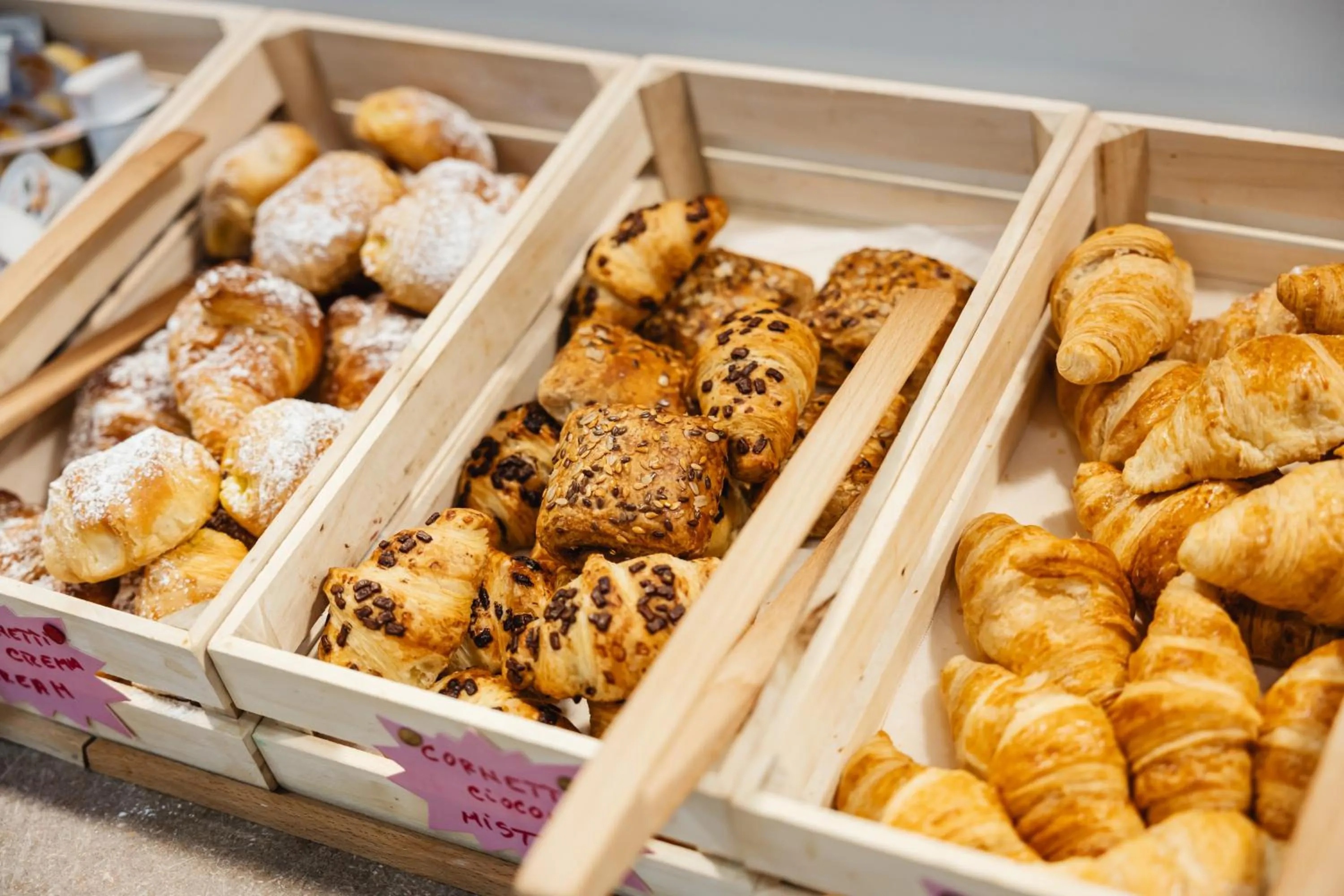 Breakfast in Hotel Maggiore