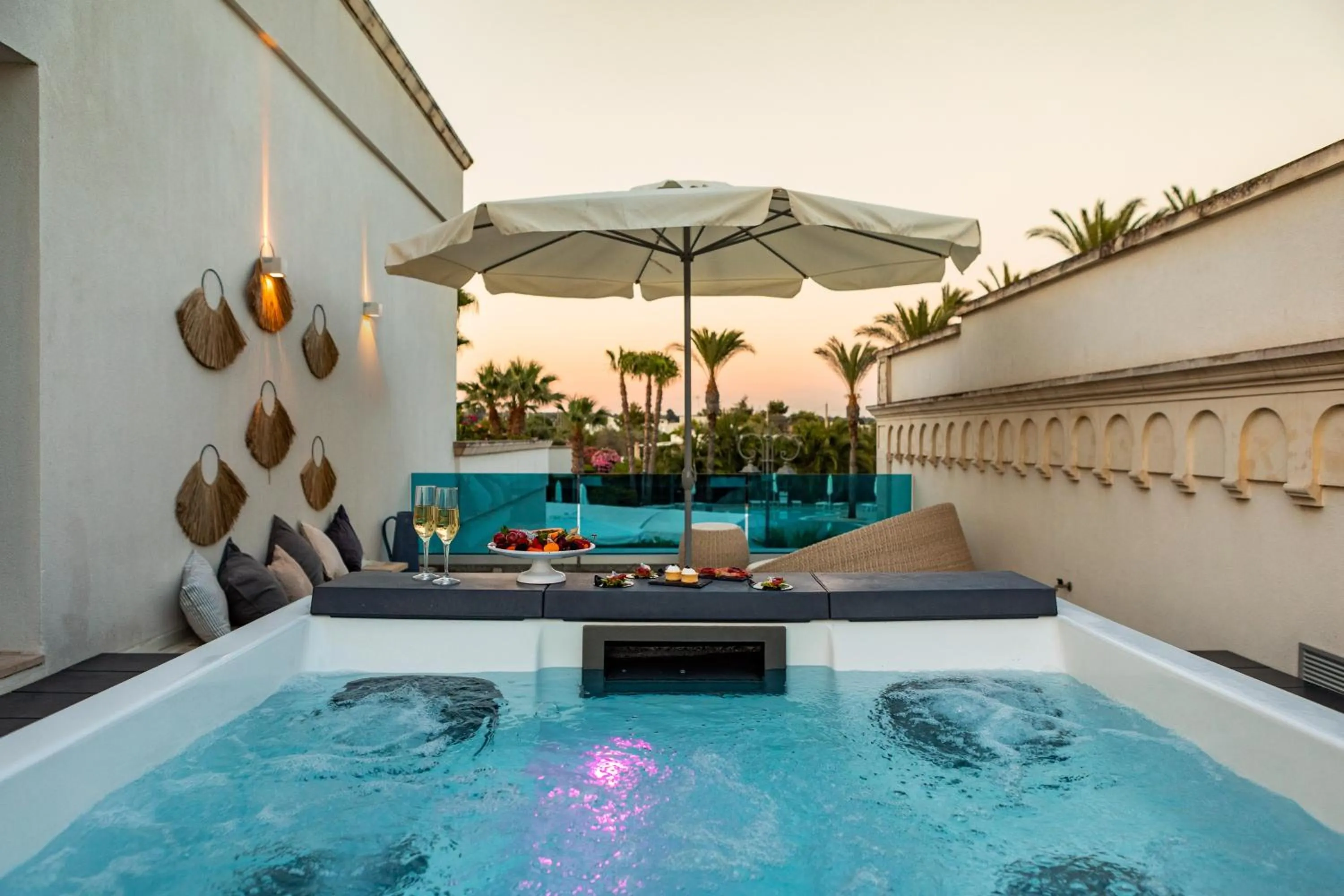 Patio in Giardino Dei Pini - Boutique Hotel