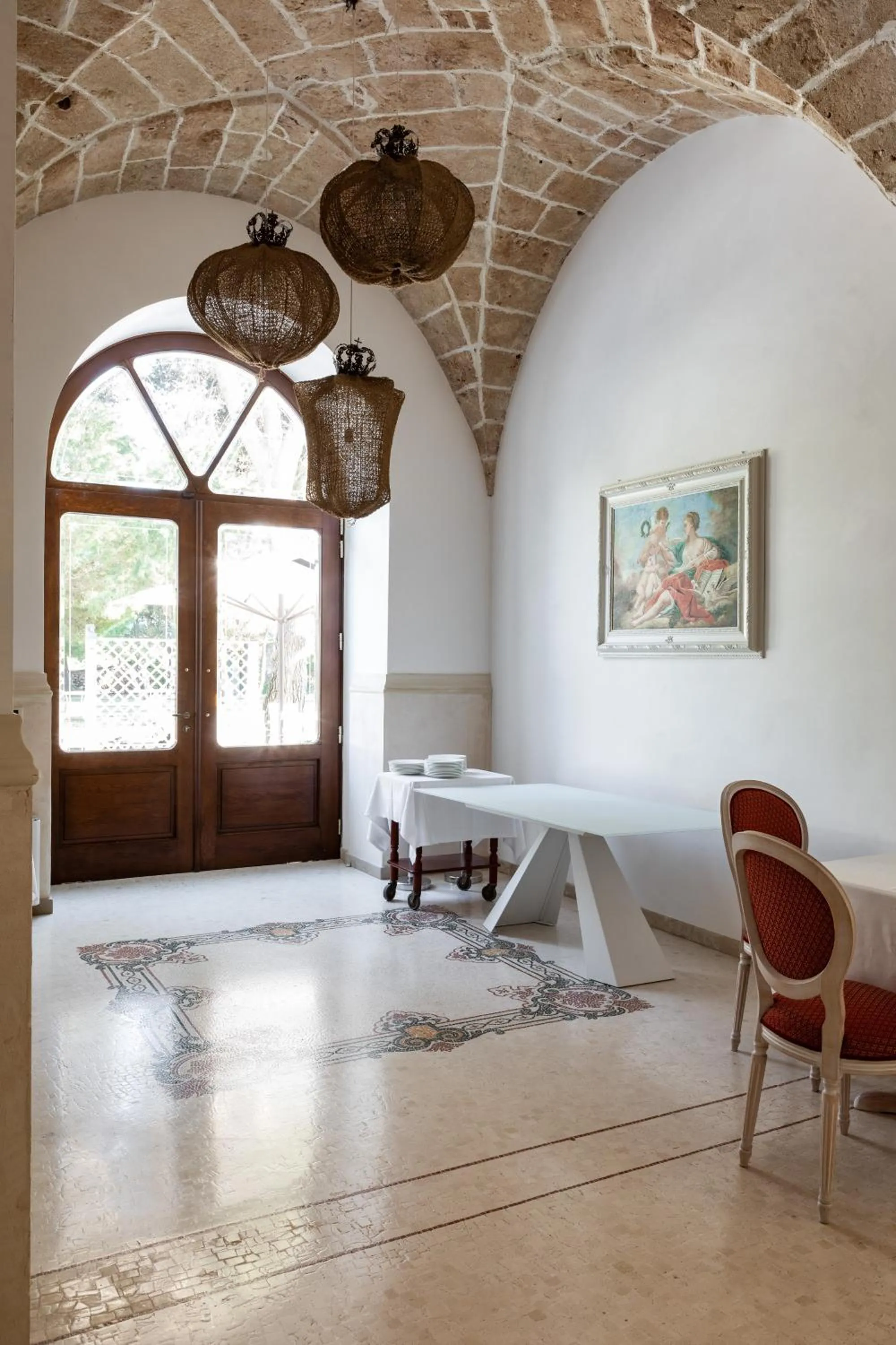 Seating area in Giardino Dei Pini - Boutique Hotel