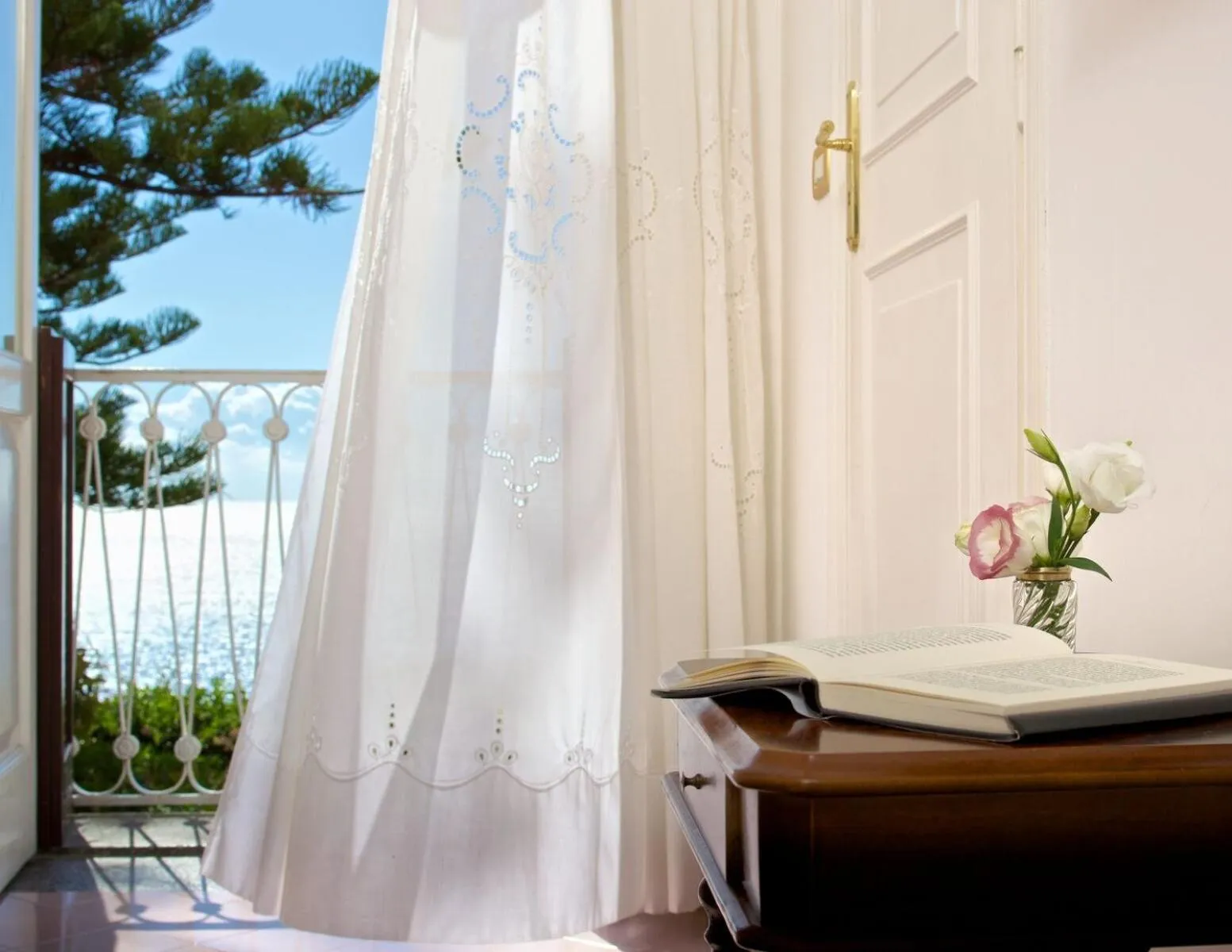 Romantic Hotel & Restaurant Villa Cheta Elite