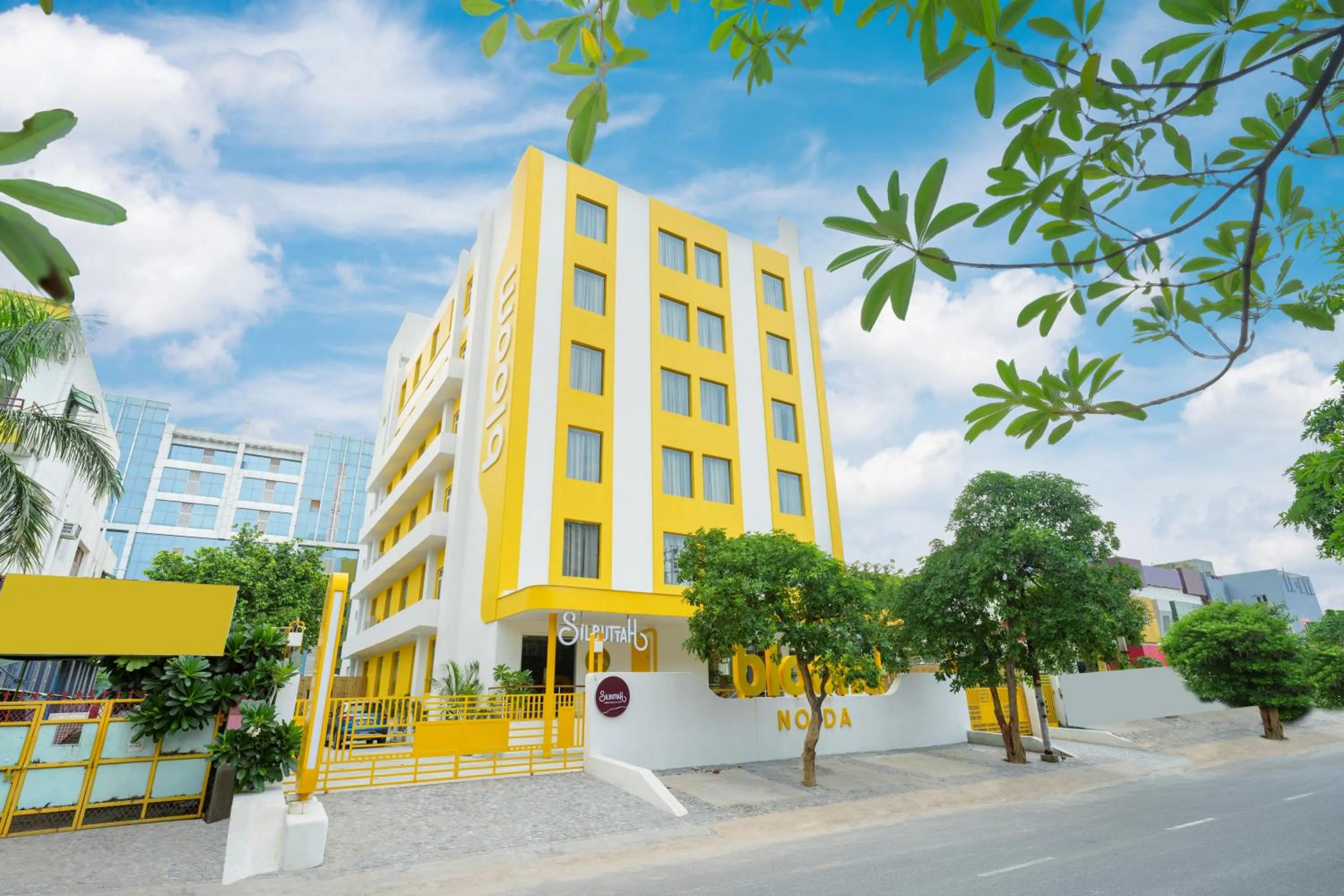 Street view in Bloom Hotel - Sector 62