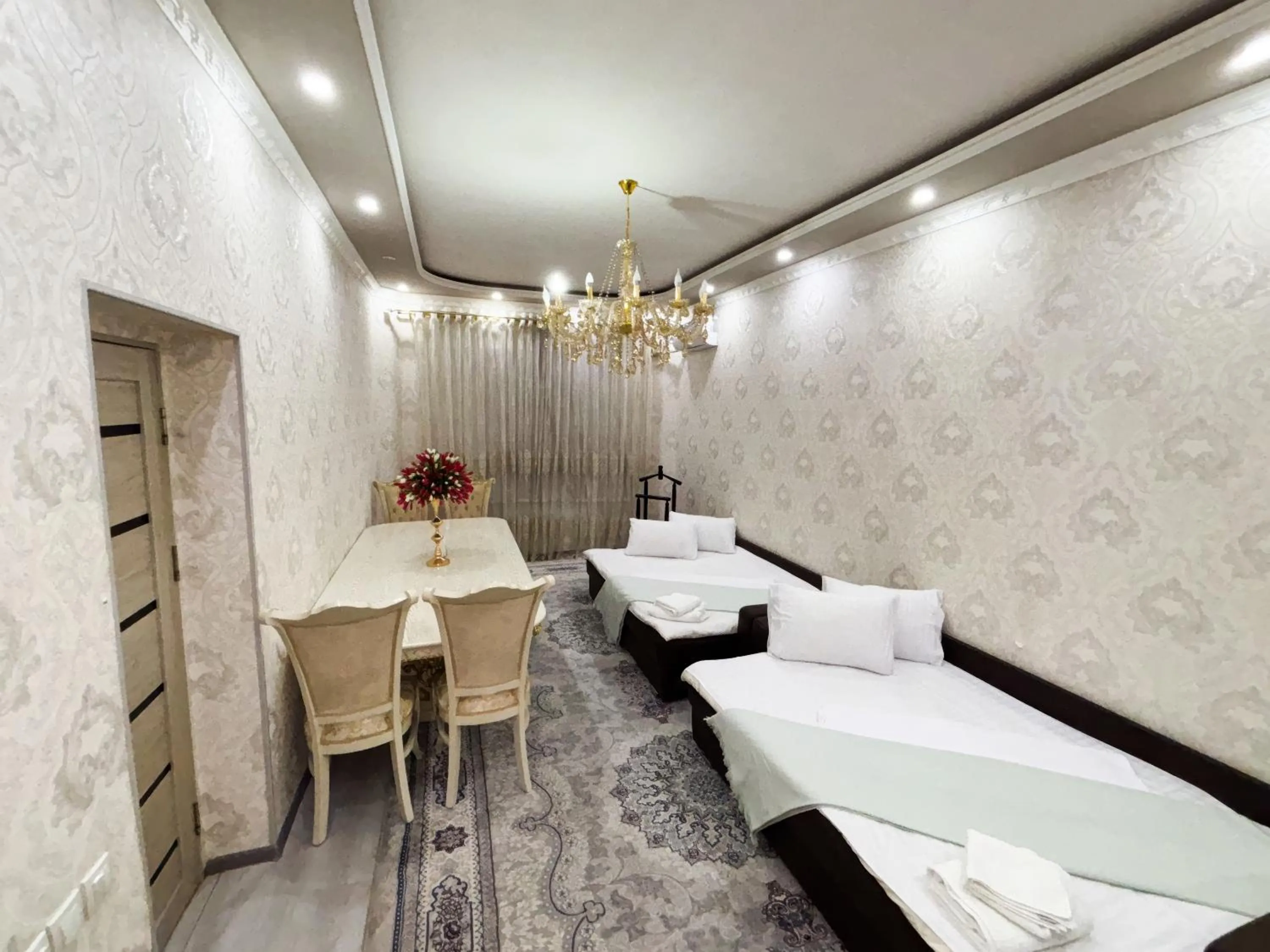 Bed in Fayzli GuestHouse