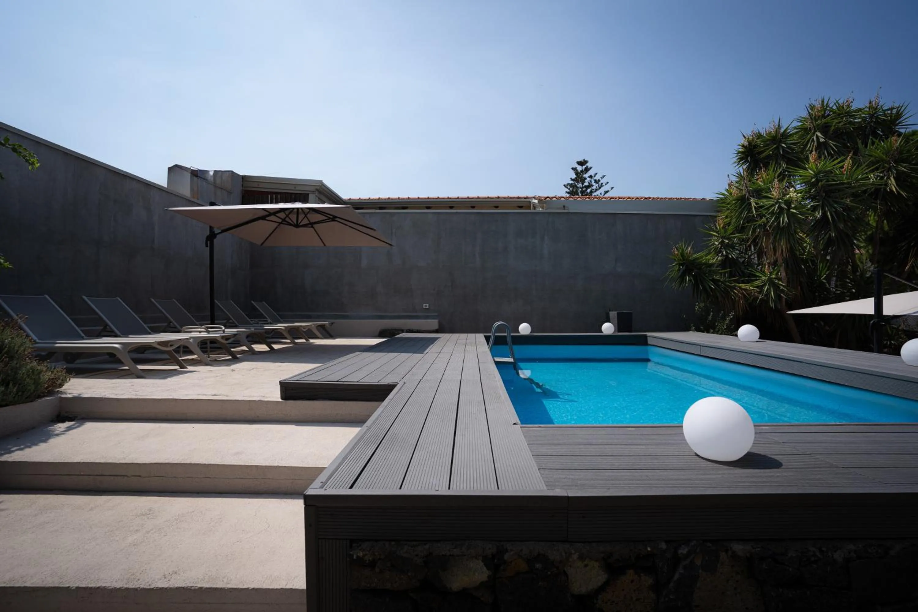 Swimming pool in Ollen apartments