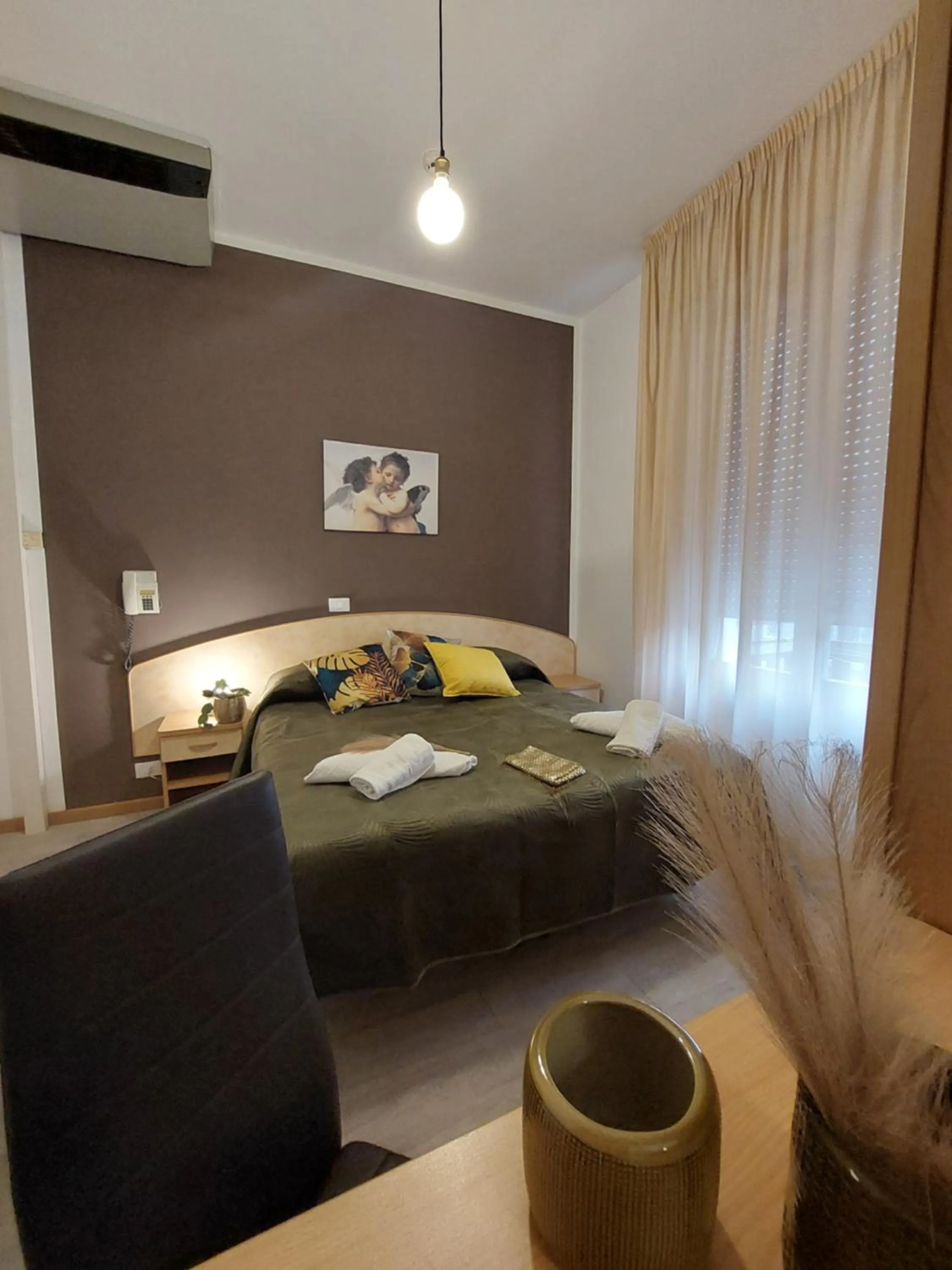 Bed in Maison des Roses