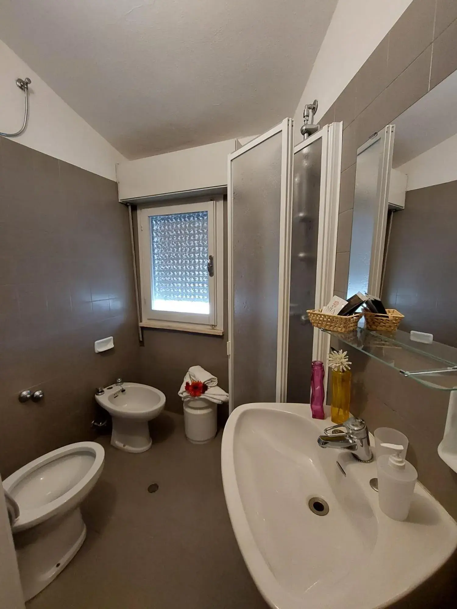 Double Room in Maison des Roses Double Room in Maison des Roses