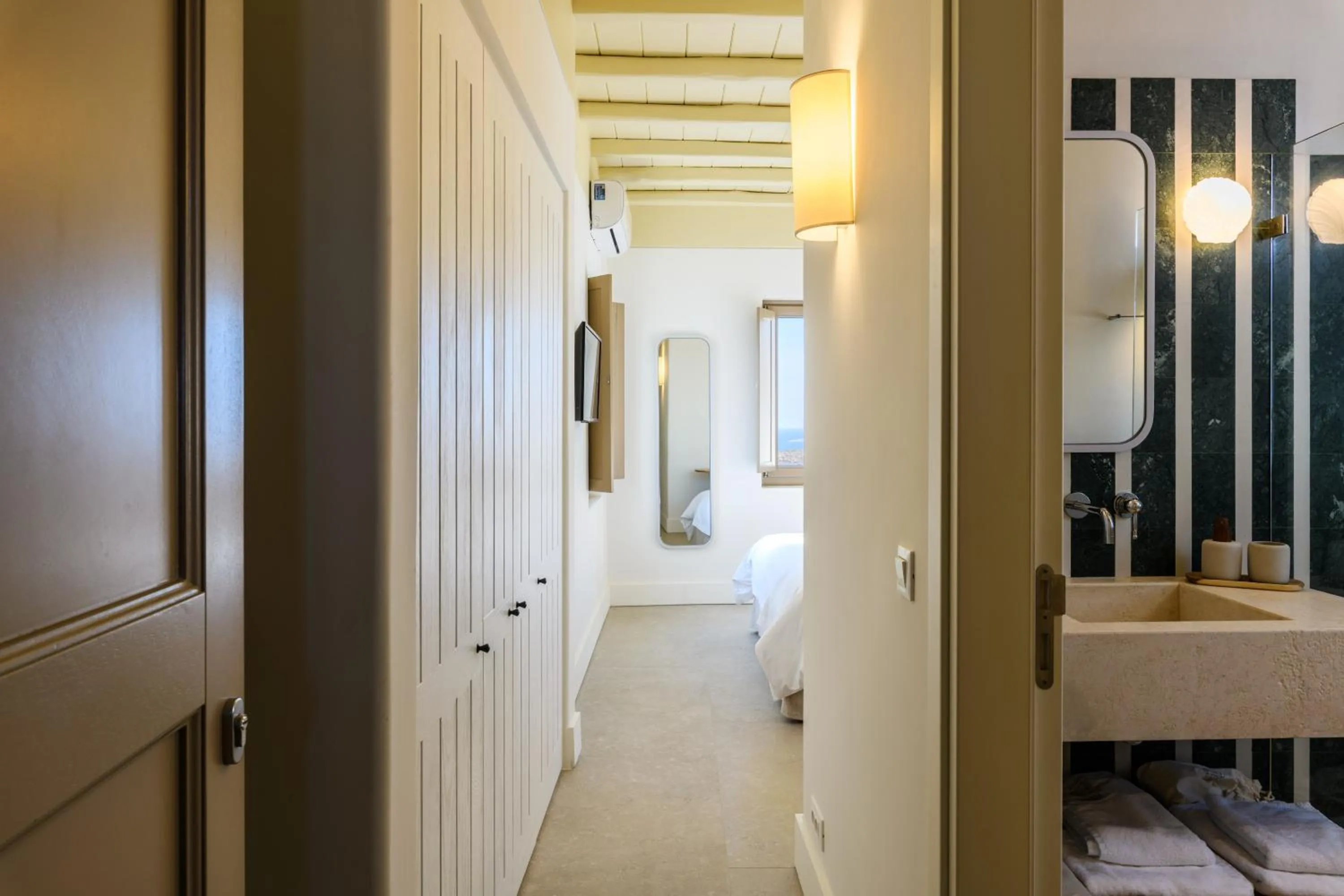 Bathroom in Camarades Mykonos