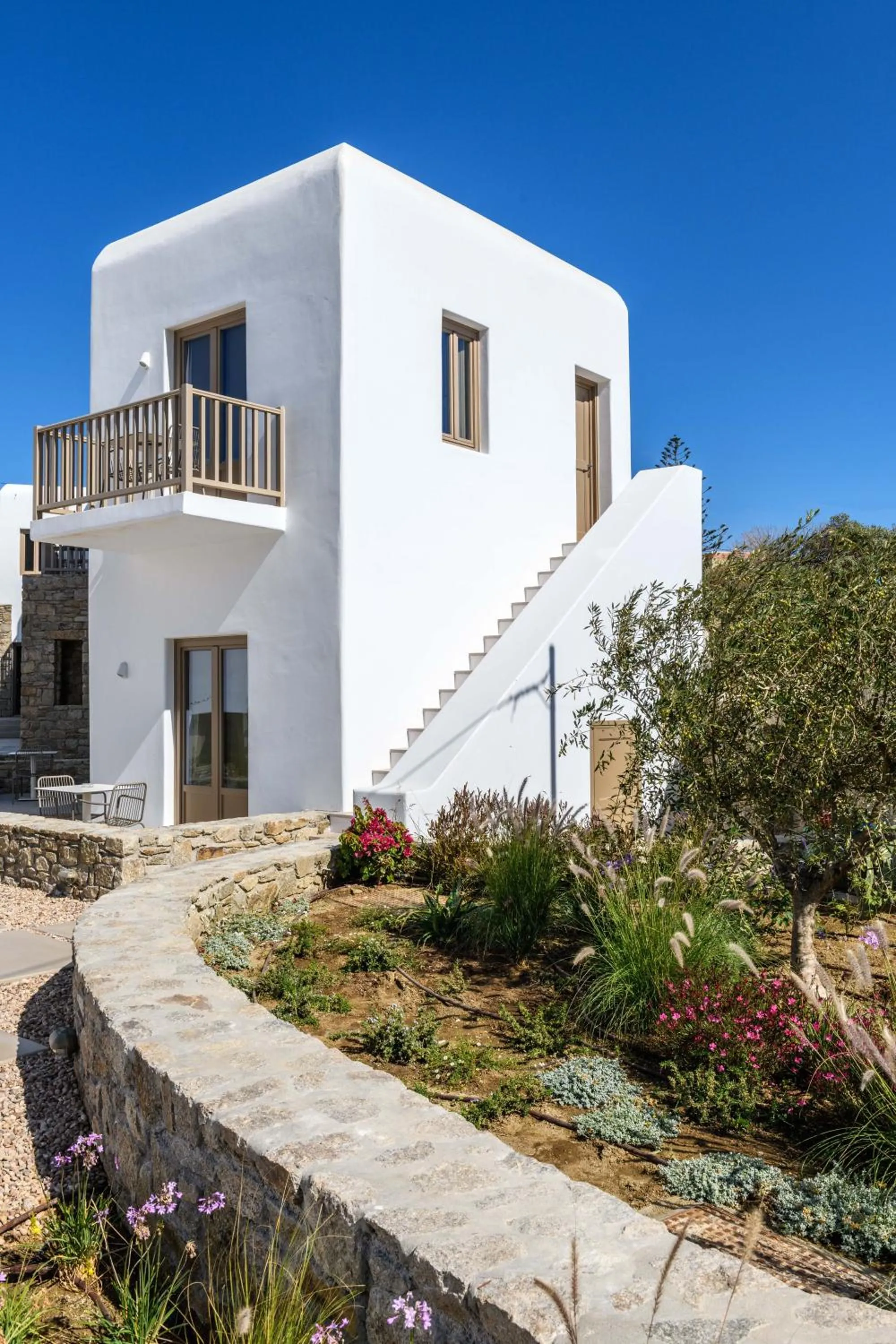 Property building in Camarades Mykonos