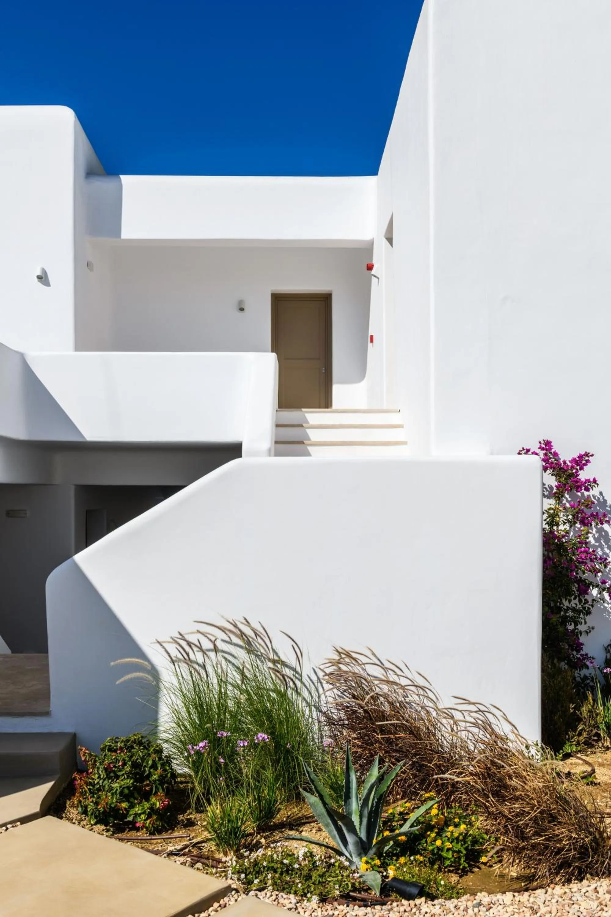 Property building in Camarades Mykonos
