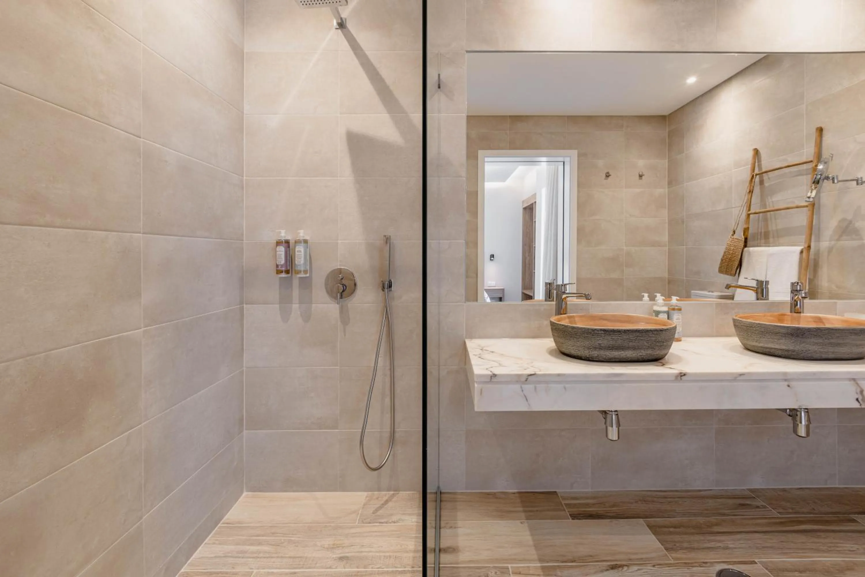 Bathroom in Sleep & Nature Hotel