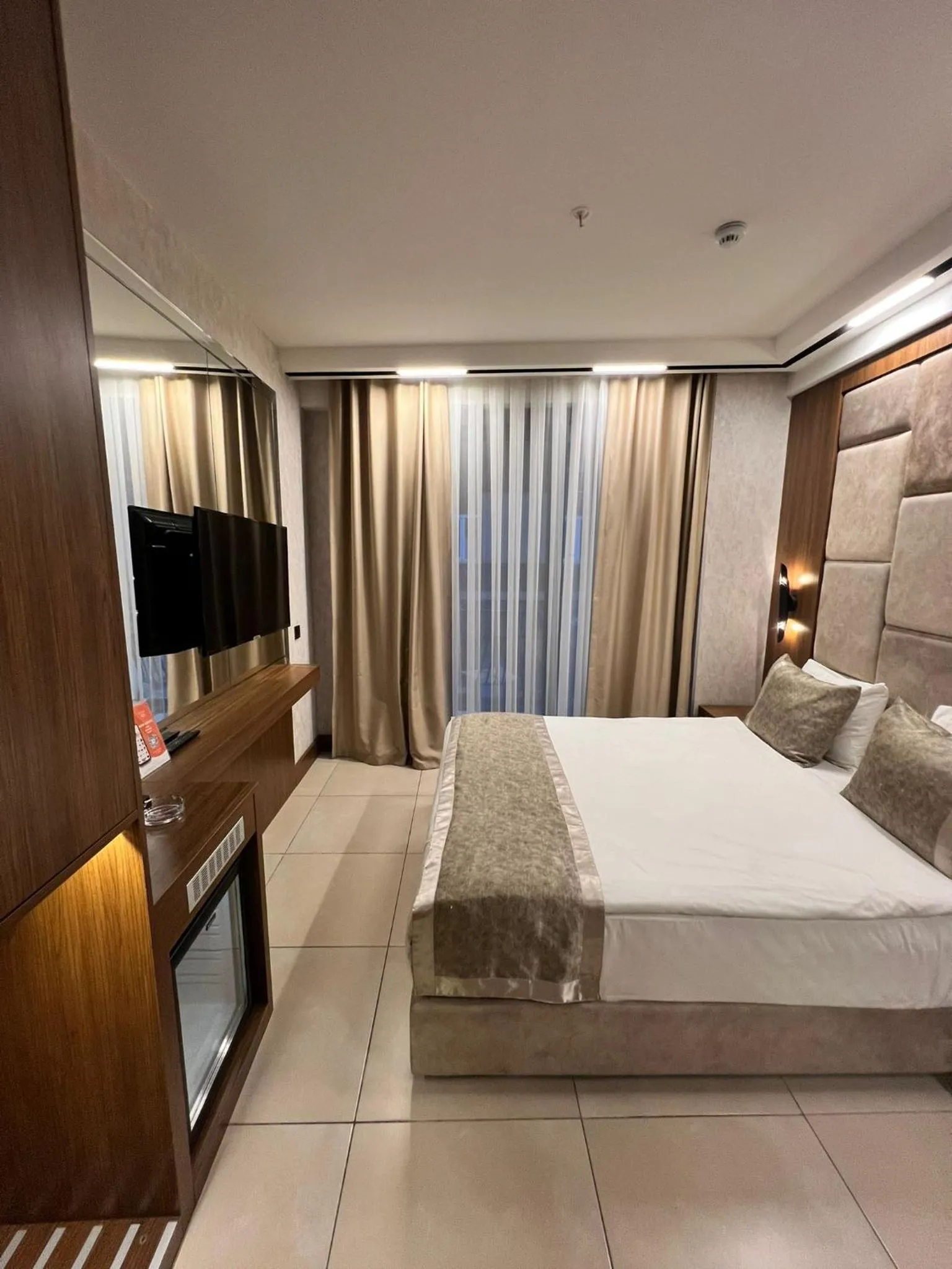 TV and multimedia, Bed in Four Sides Beyoglu