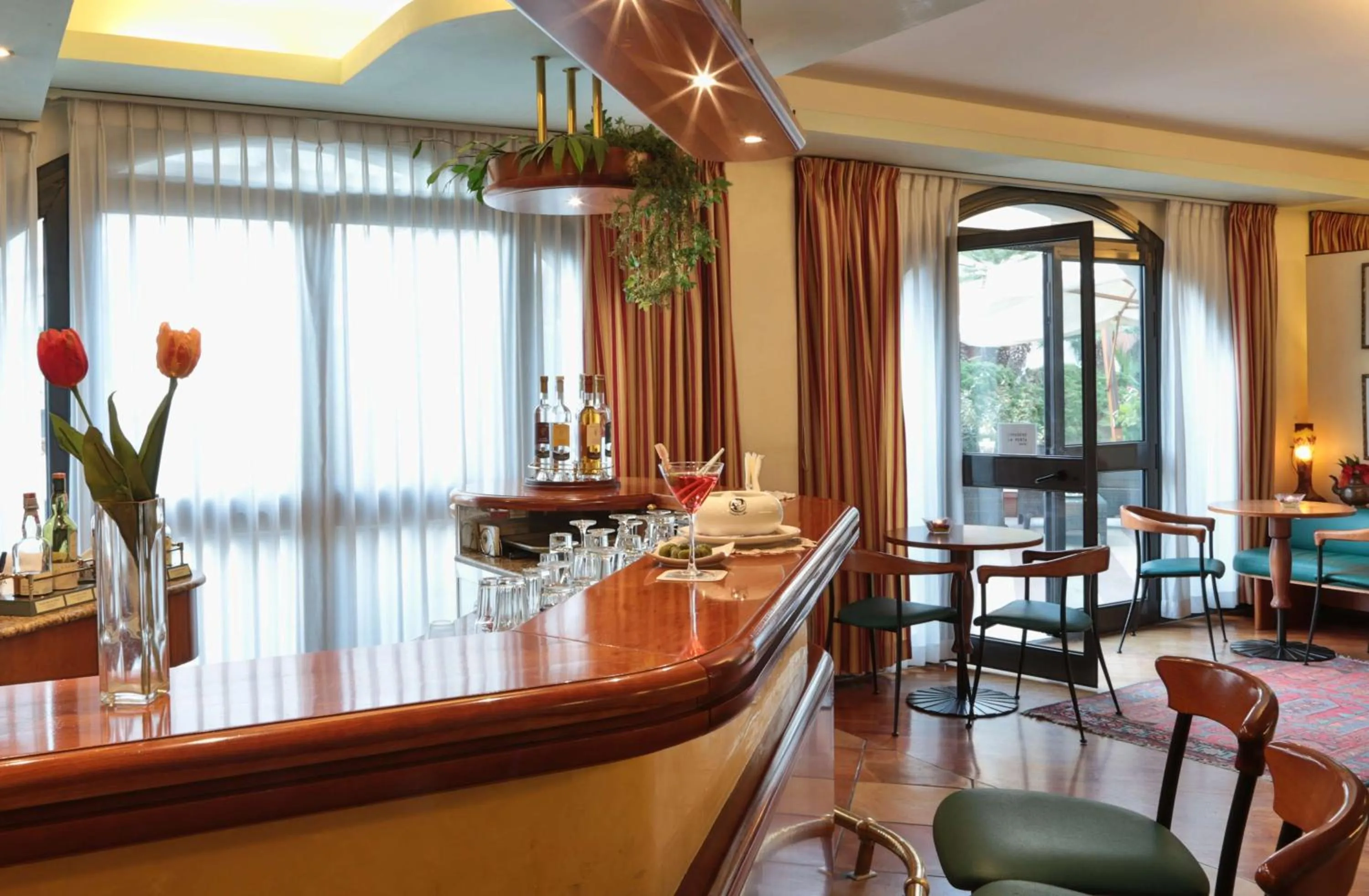 Lounge or bar in Best Western Hotel Dei Cavalieri