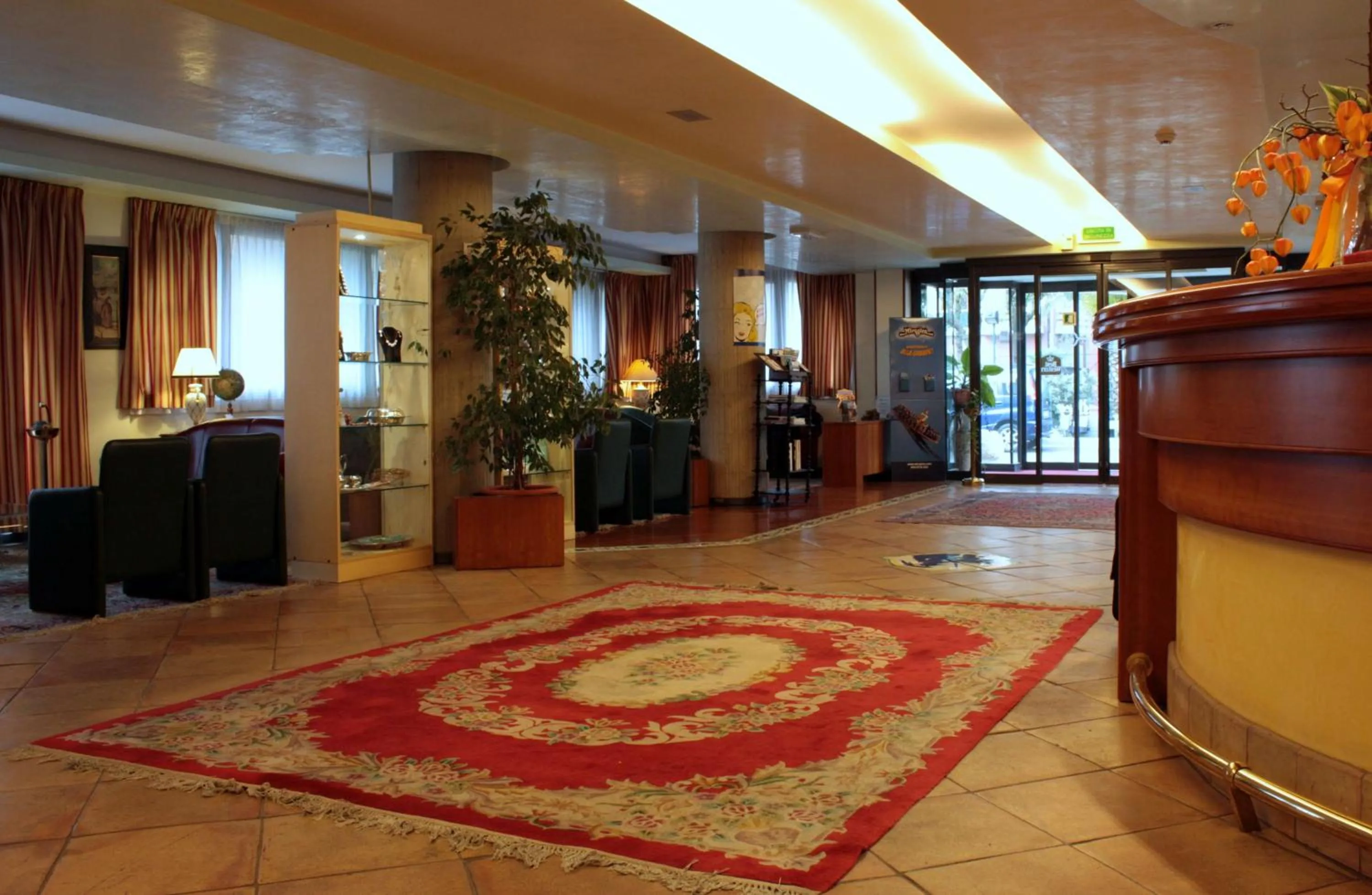 Lobby or reception in Best Western Hotel Dei Cavalieri