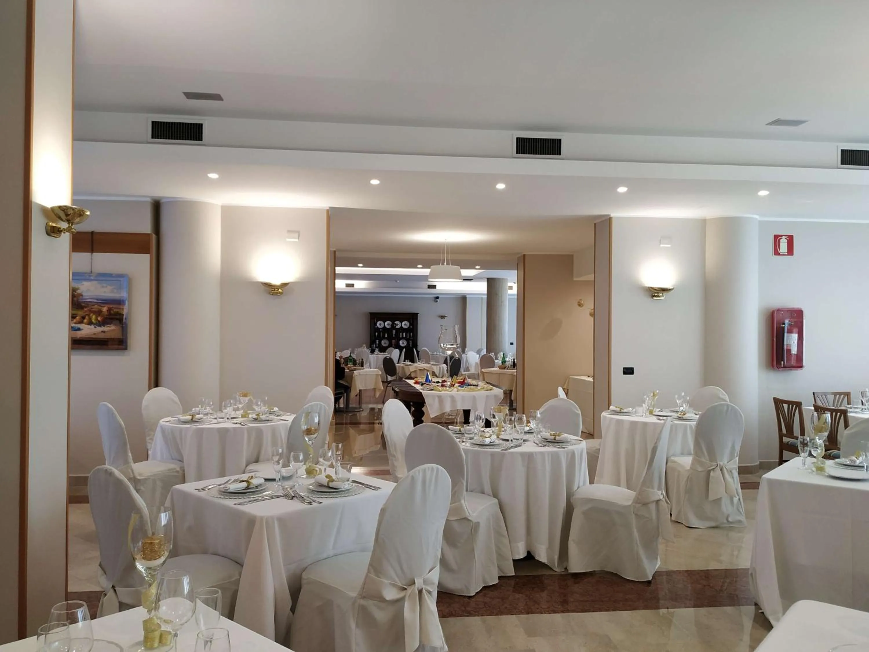 Restaurant/places to eat in Best Western Hotel Dei Cavalieri