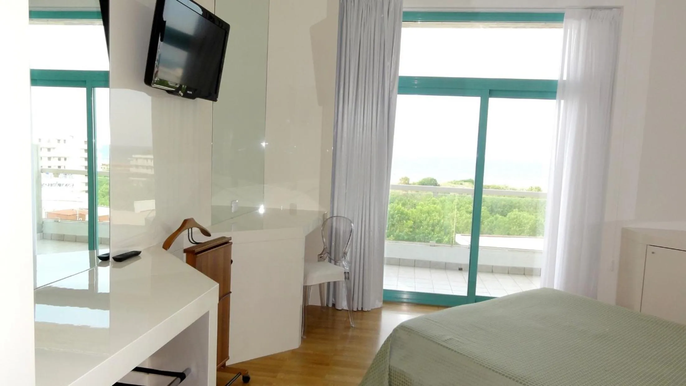 Photo of the whole room, Bed in Hotel Excelsior