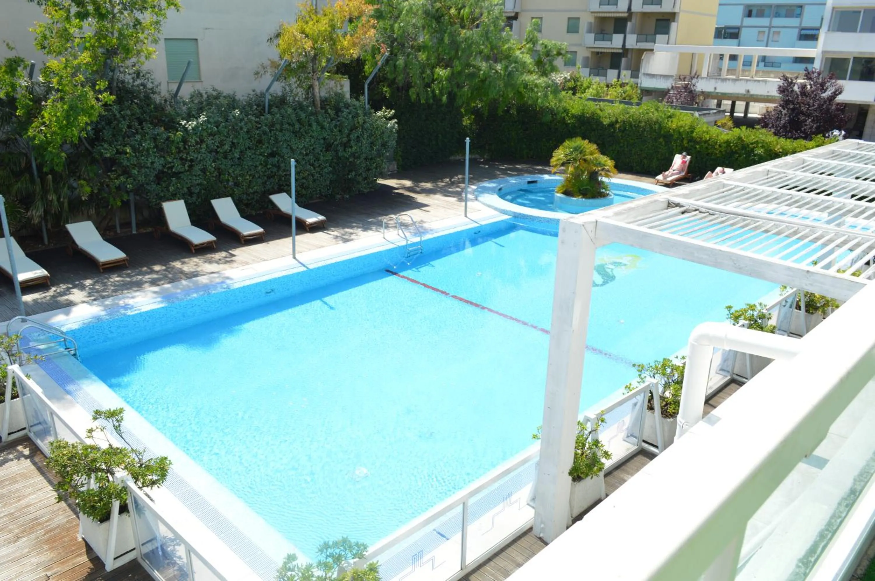 Swimming pool in Hotel Excelsior