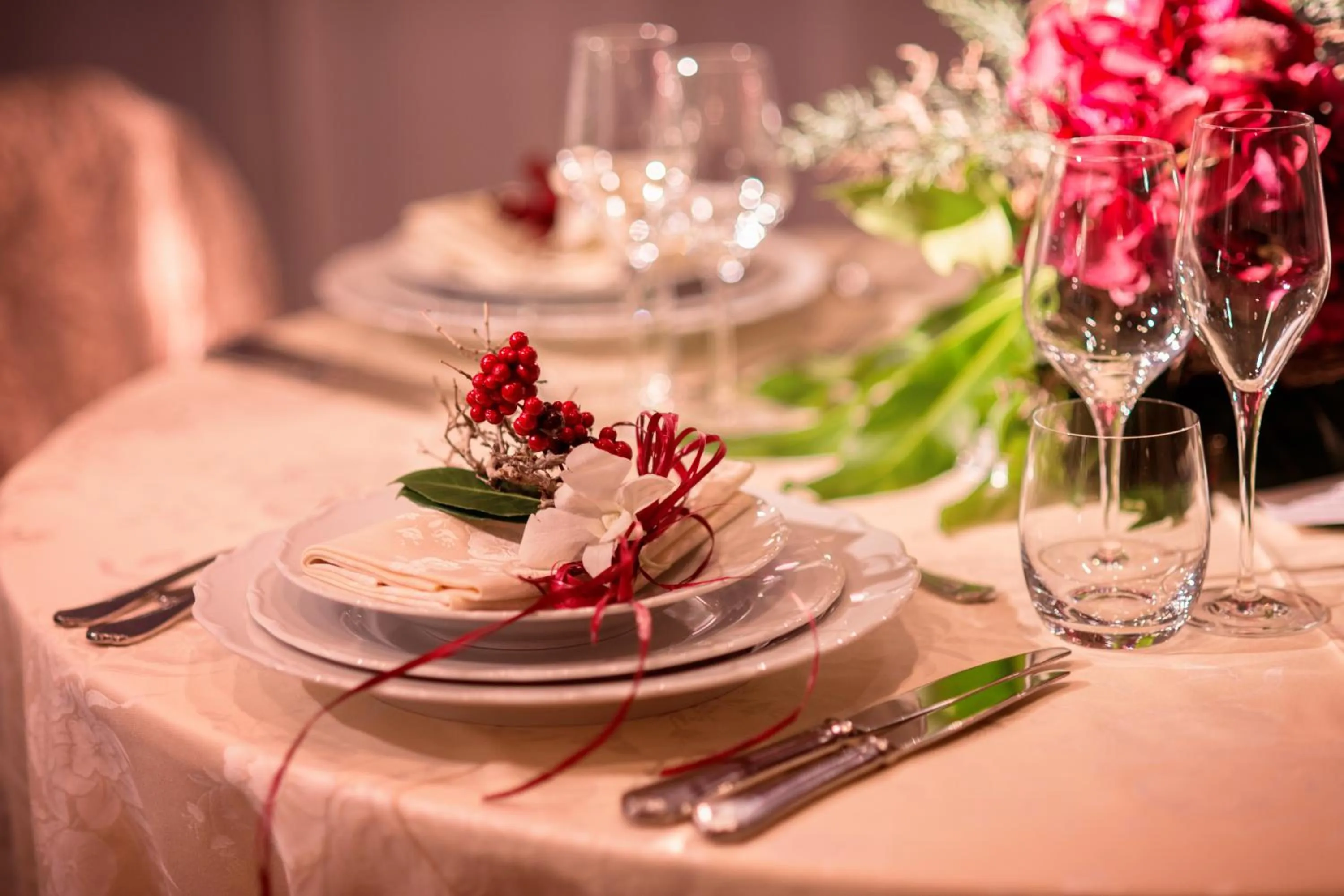 Restaurant/places to eat in Borgo Palace Hotel