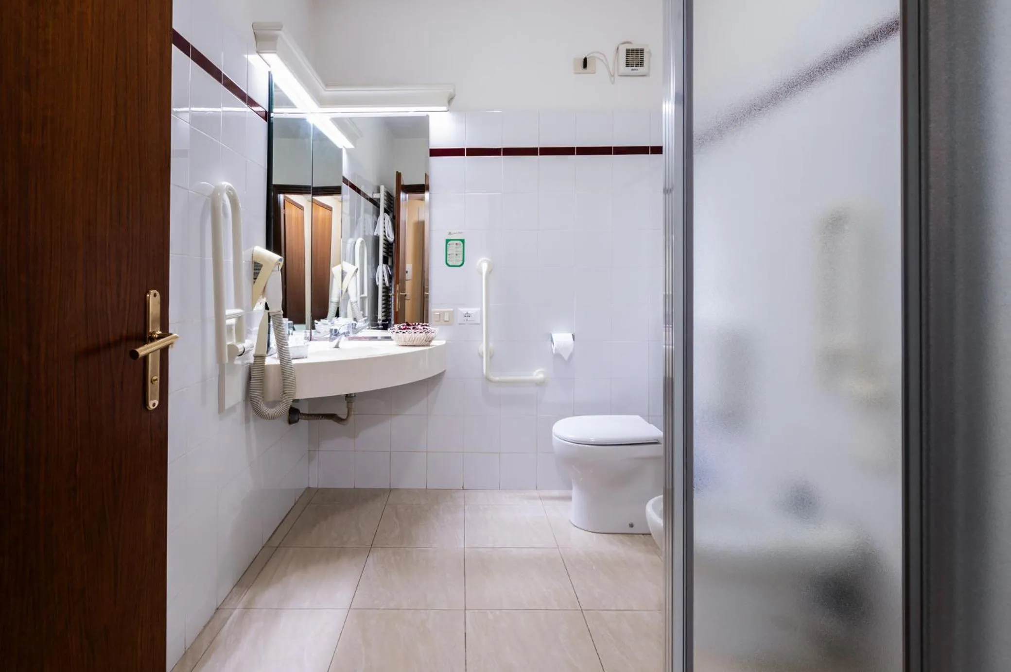 Bathroom in Hotel Diana