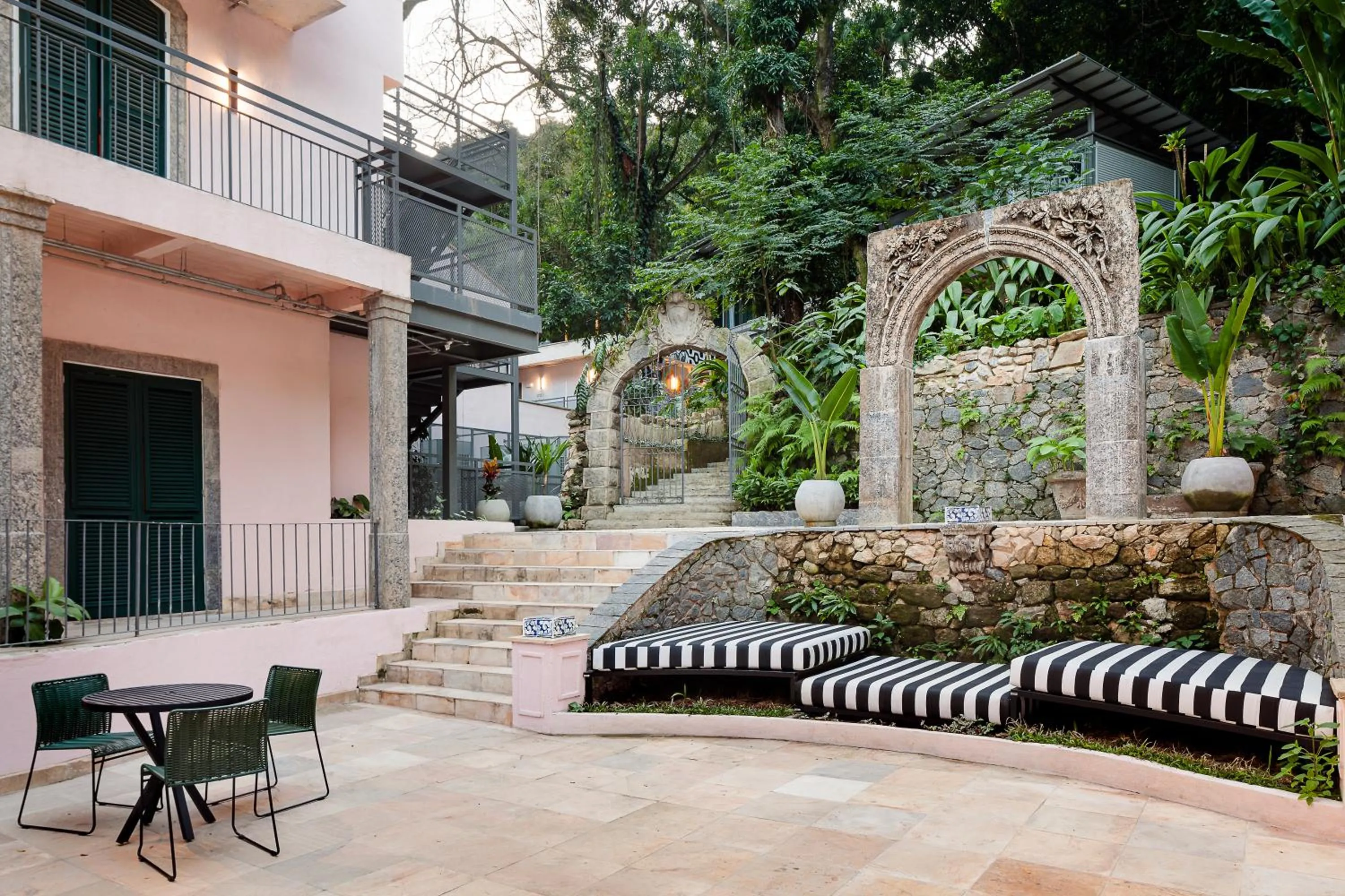 Seating area in JO&JOE Rio de Janeiro Largo do Boticario